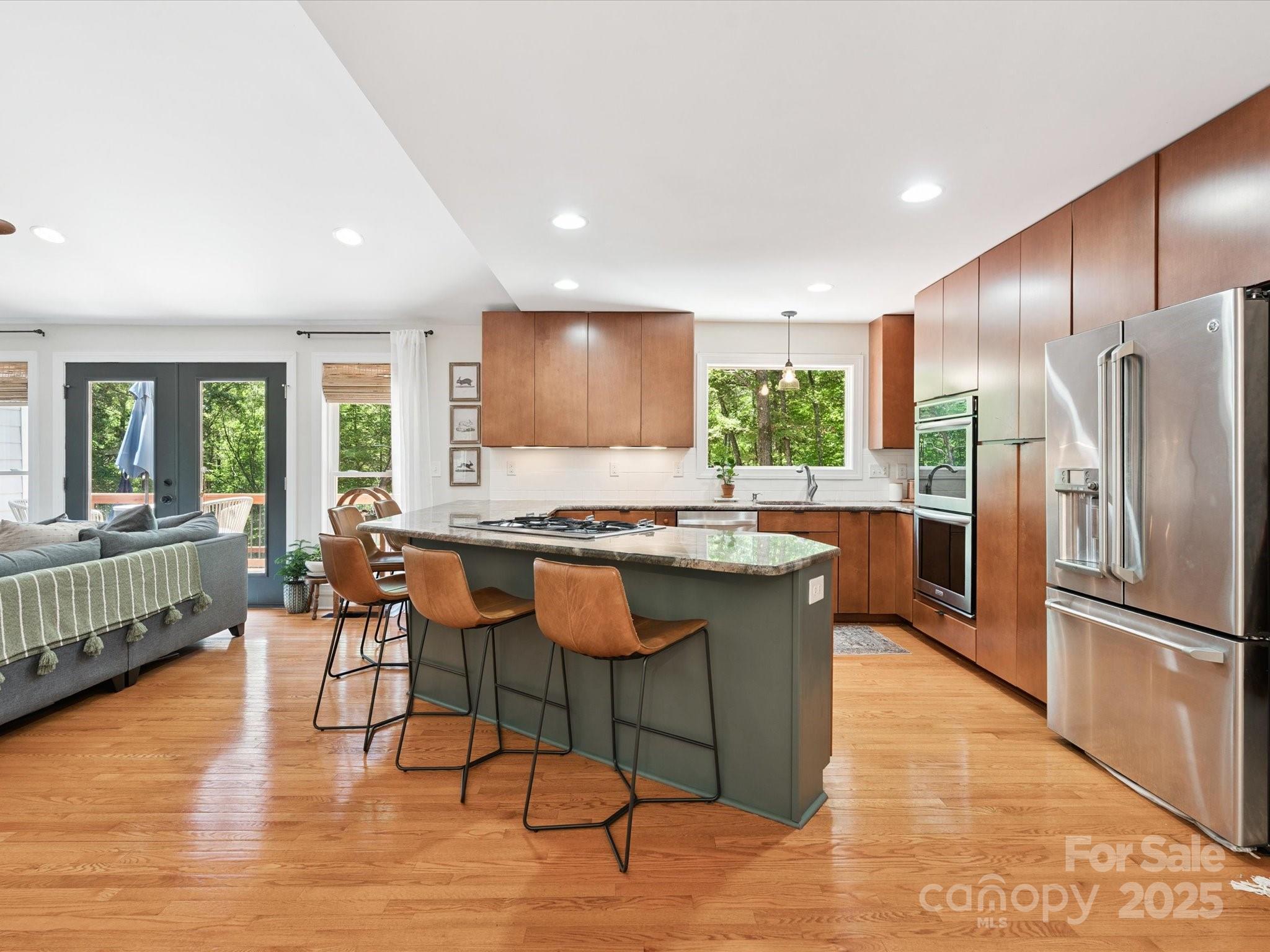 Olde Williamsburg - Residential