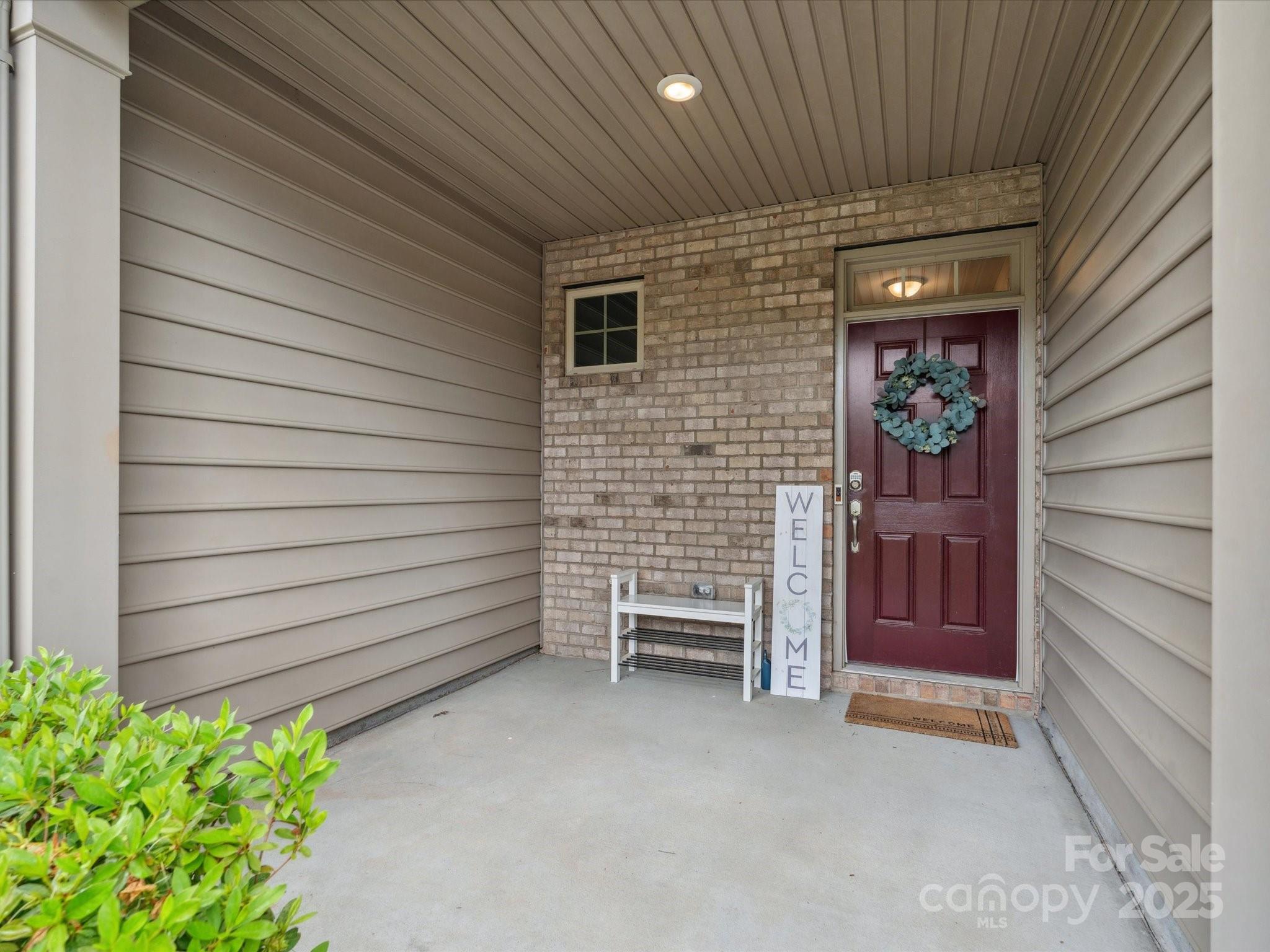 234 Ascot Run Way