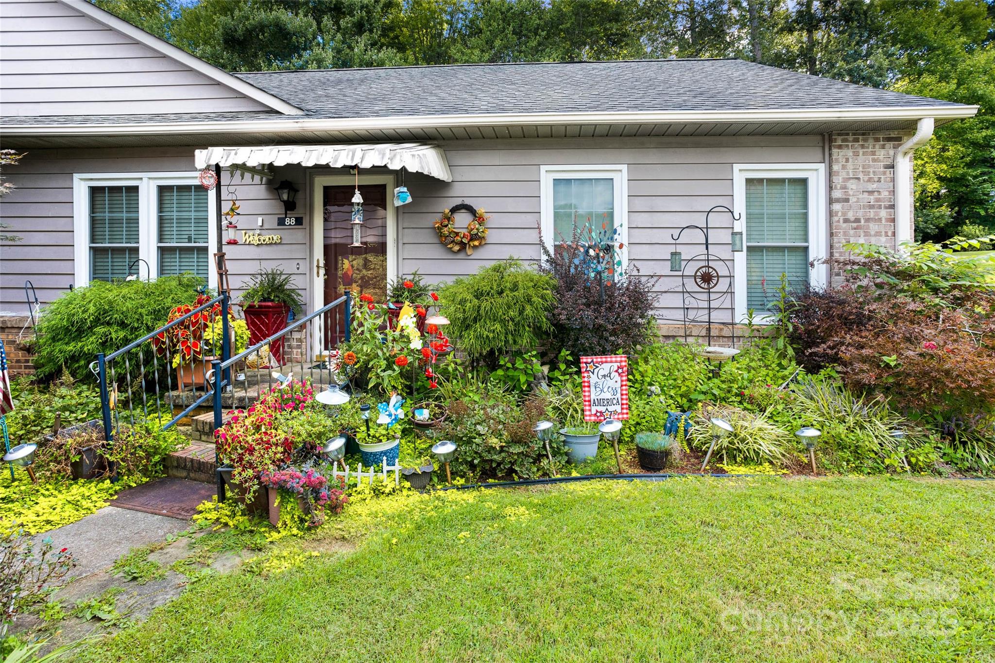 88 Whispering Pines Drive