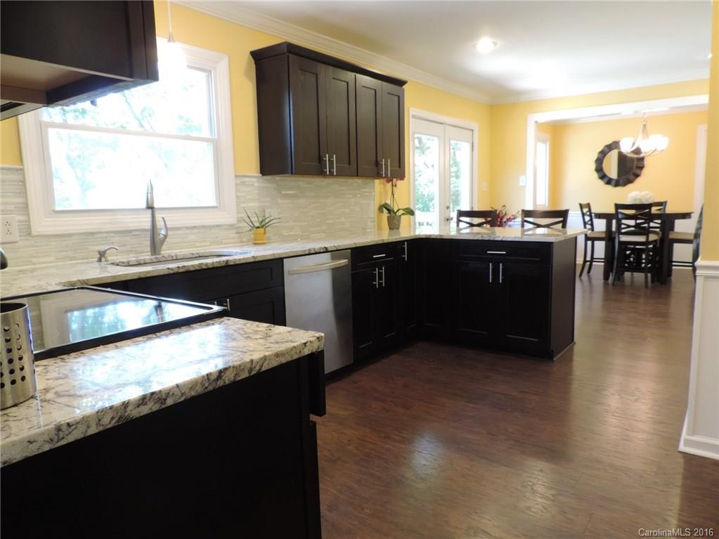 Tega Cay - Residential