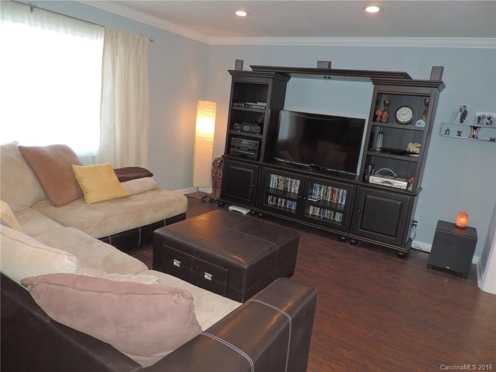 Tega Cay - Residential