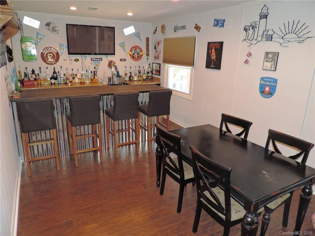 Tega Cay - Residential