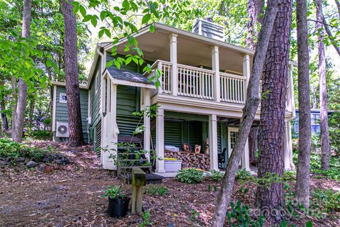 70 Lake Sega Circle Brevard NC 28712