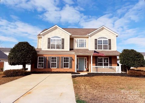 Photo of 125 Mallory Tai Drive, Lincolnton, NC 28092 (MLS # 4327356)