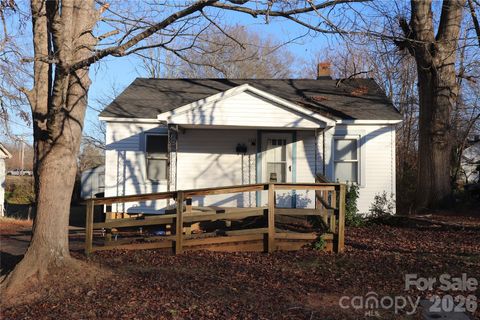 Photo of 1517 7th Street, Statesville, NC 28677 (MLS # 4362844)