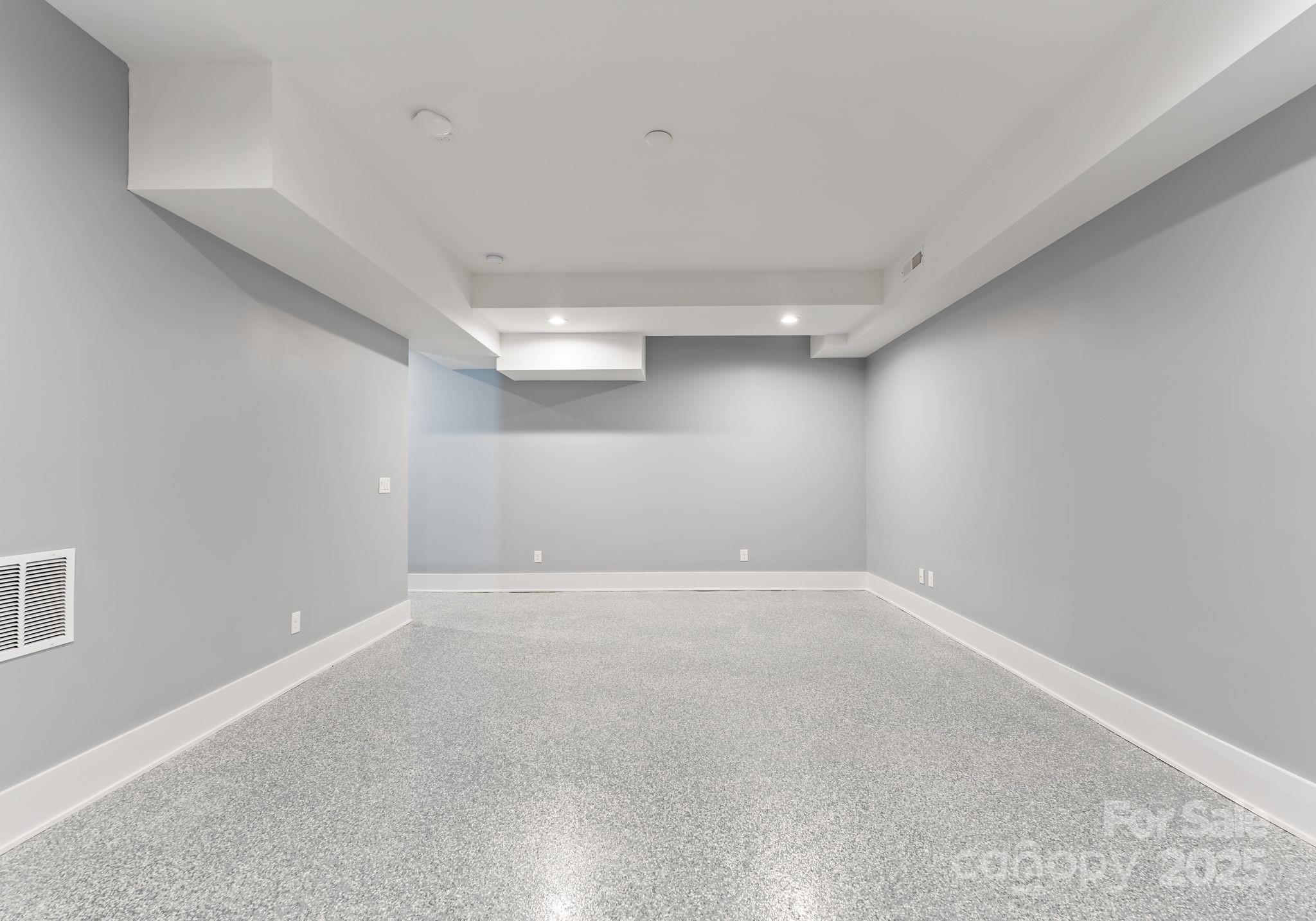 Robert J Ingram Prop - Residential