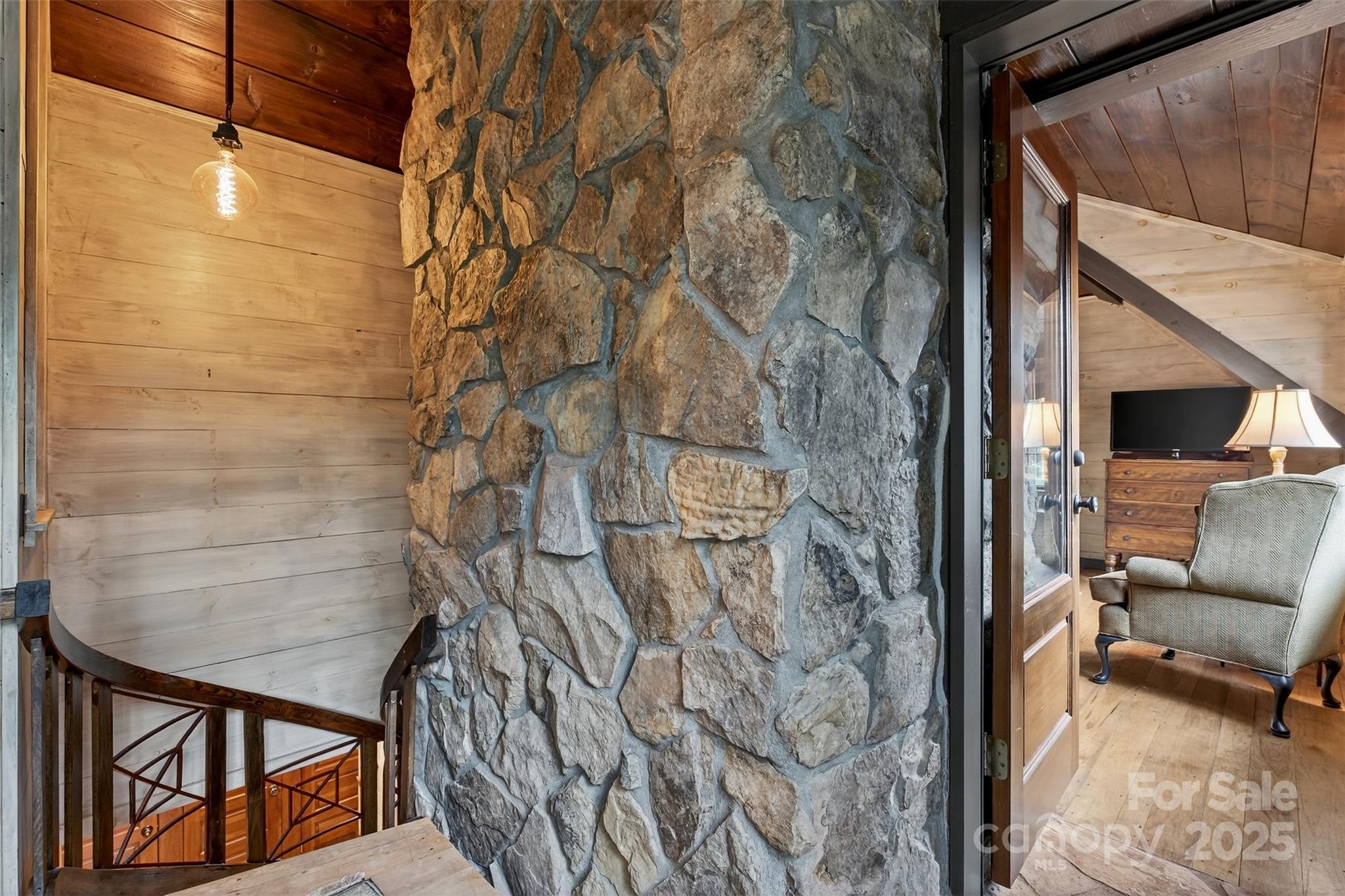 Cliff Ridge Colony - Residential