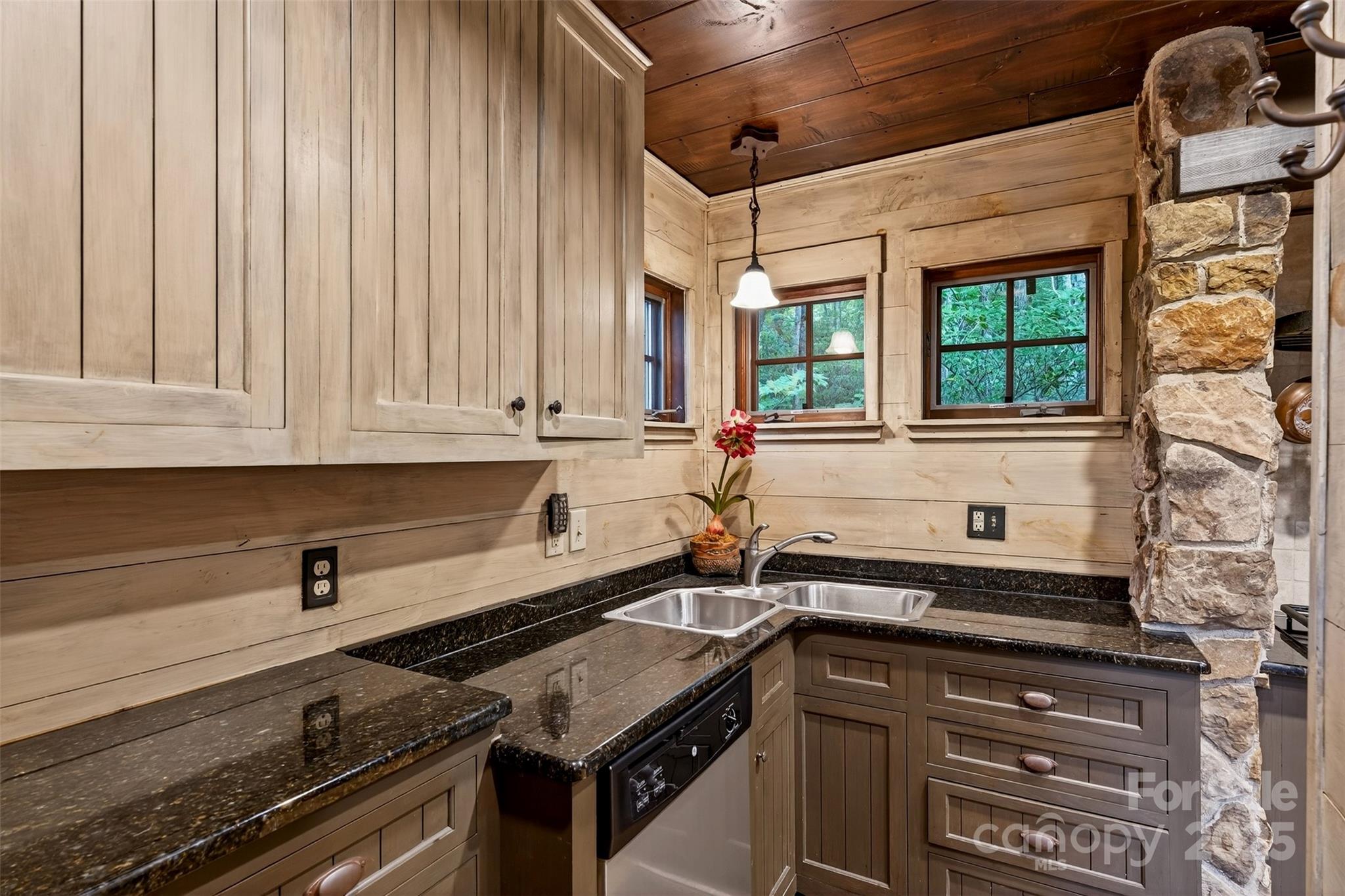 Cliff Ridge Colony - Residential