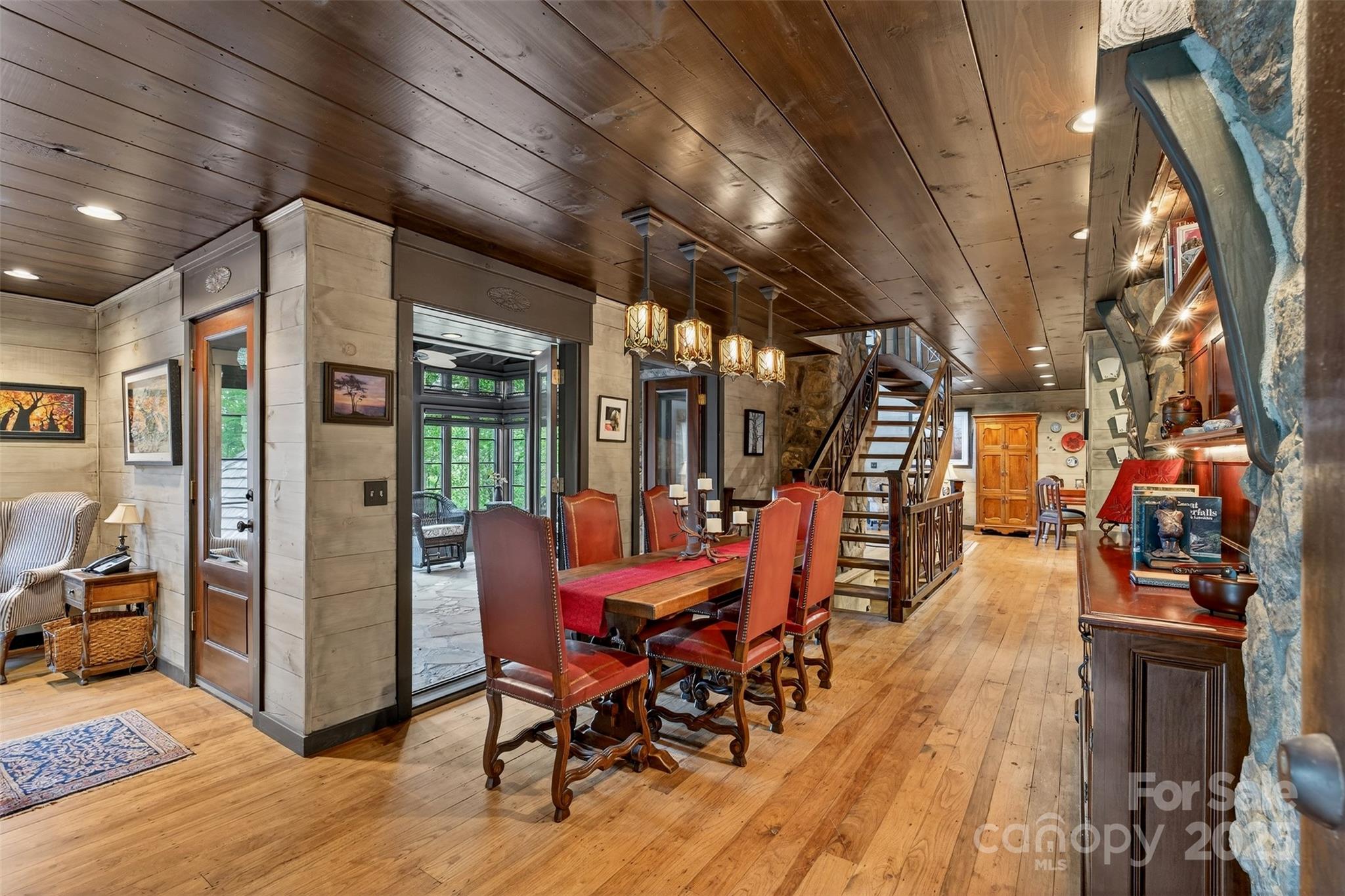 Cliff Ridge Colony - Residential