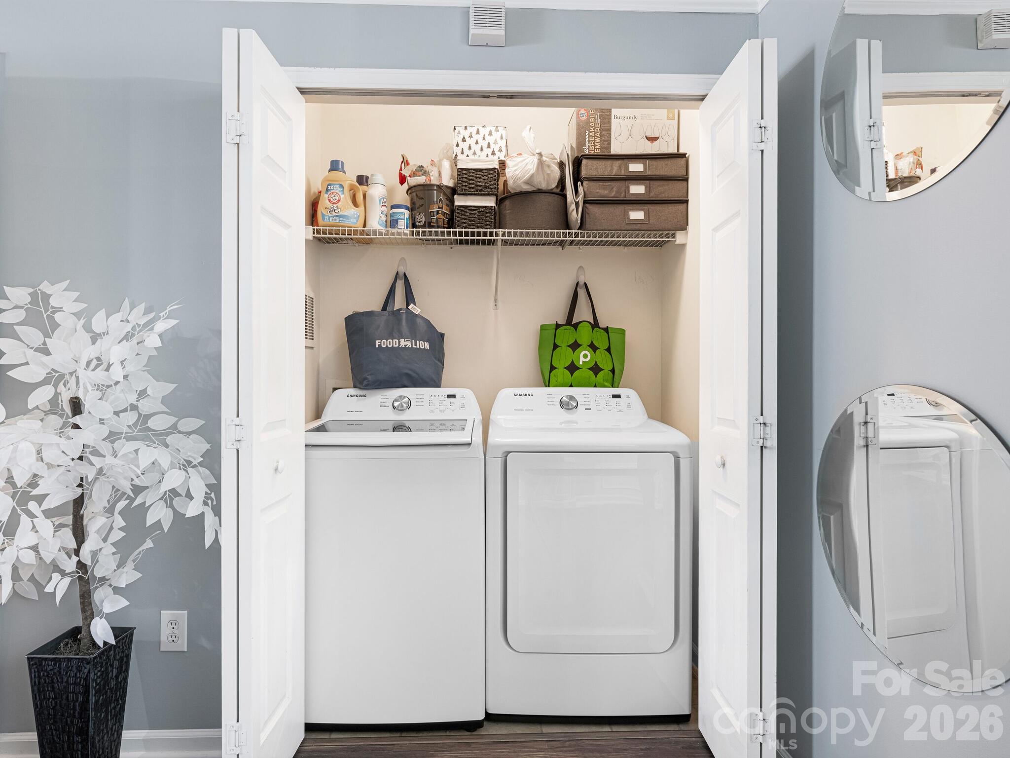 Holly Ridge - Residential