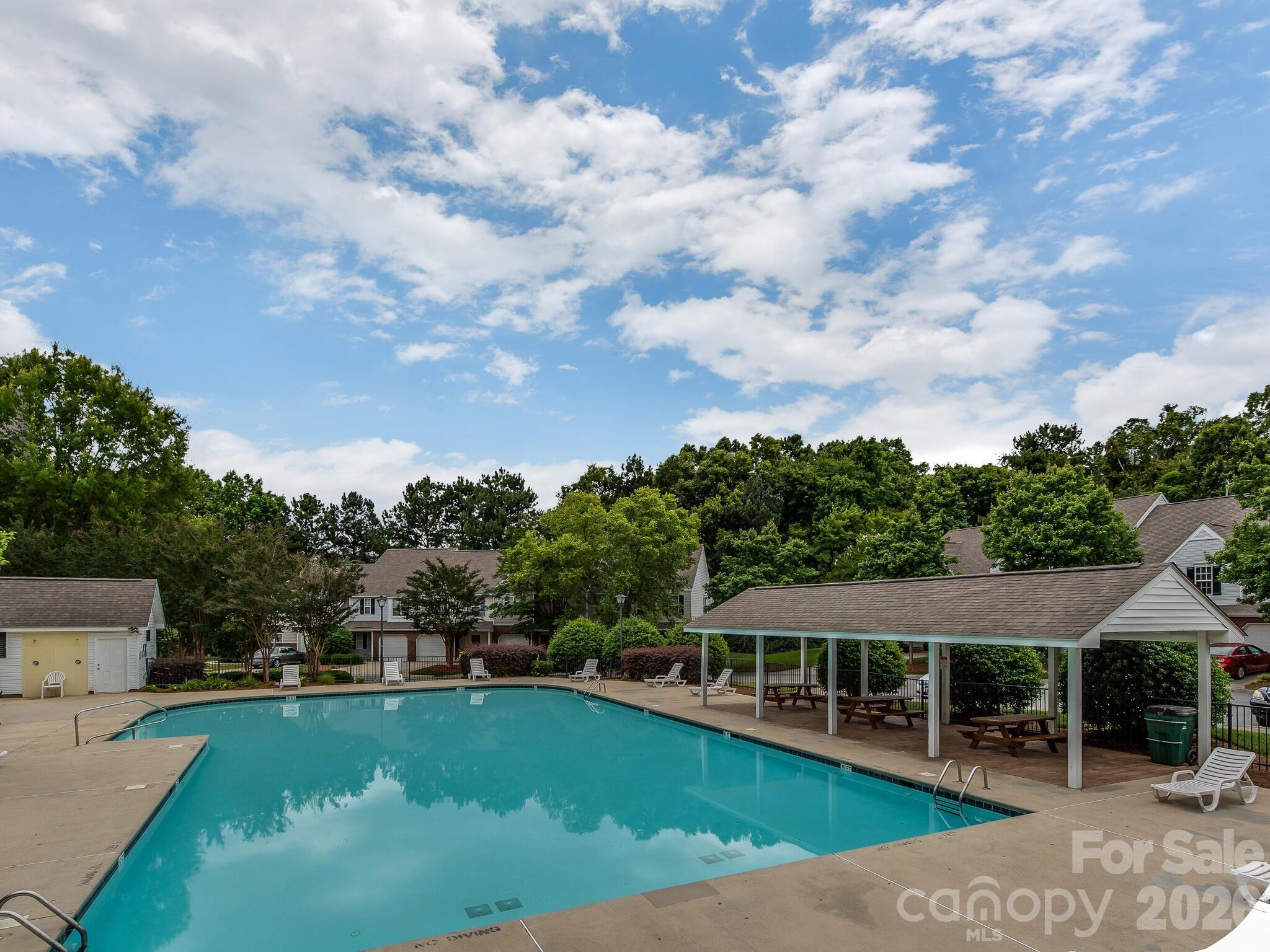 Holly Ridge - Residential