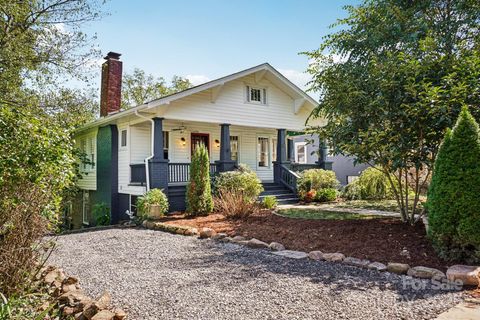 Photo of 31 Oakwood Street, Asheville, NC 28806 (MLS # 4309382)