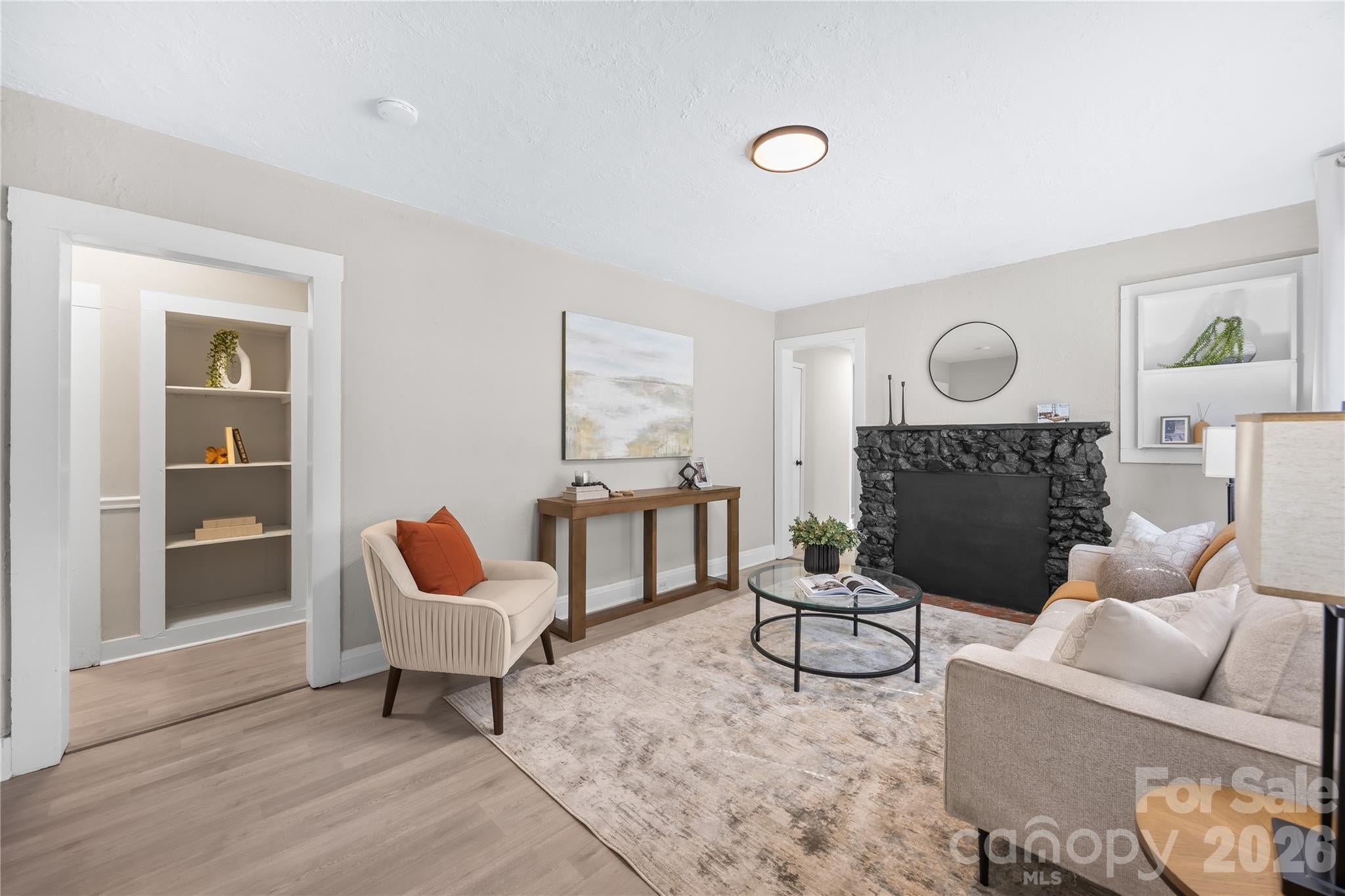 227 N Magnolia Street