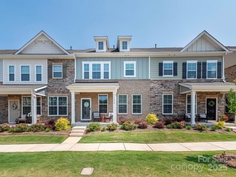 5432 Kinsbridge Drive Charlotte NC 28227