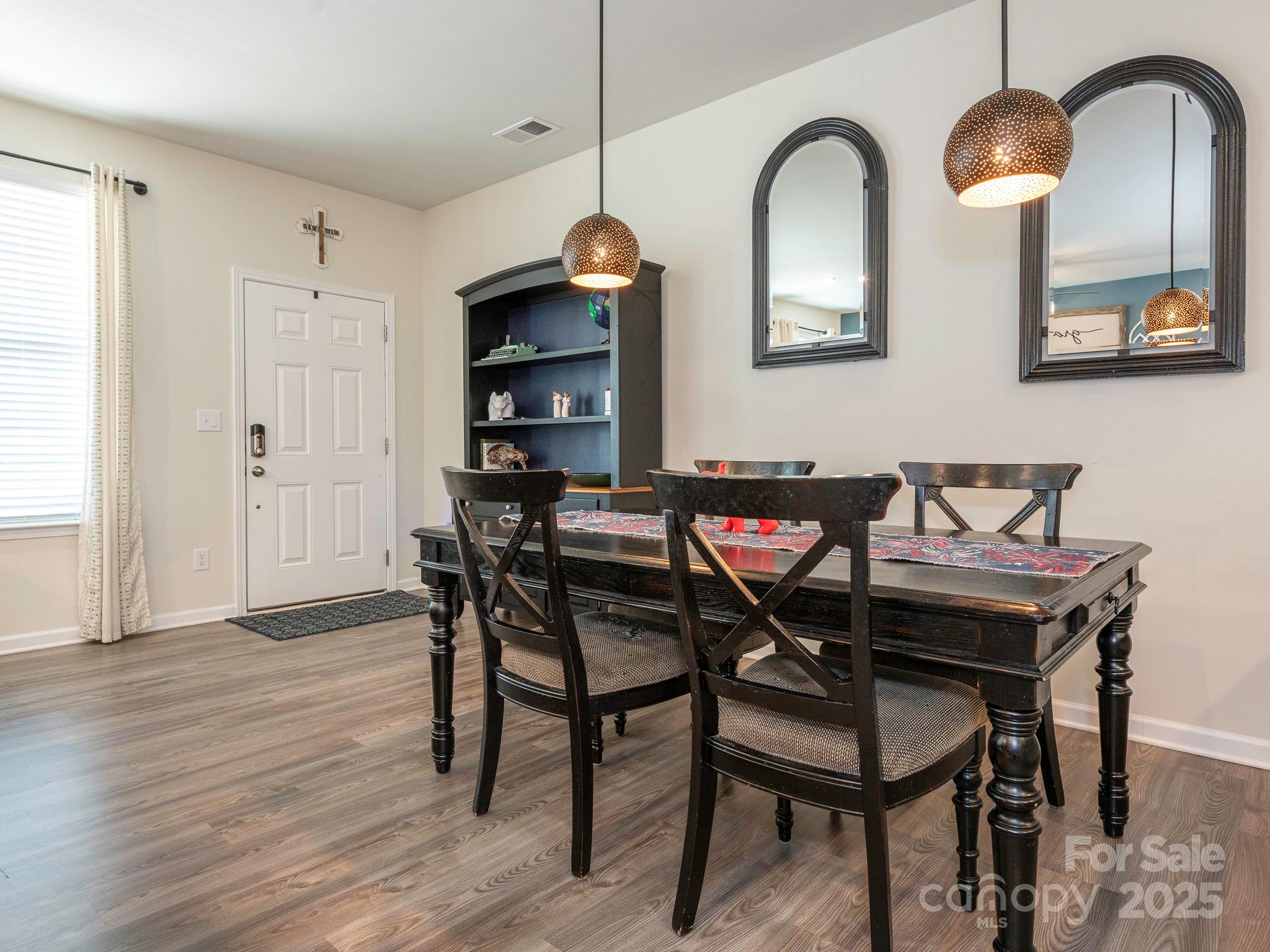 5432 Kinsbridge Drive