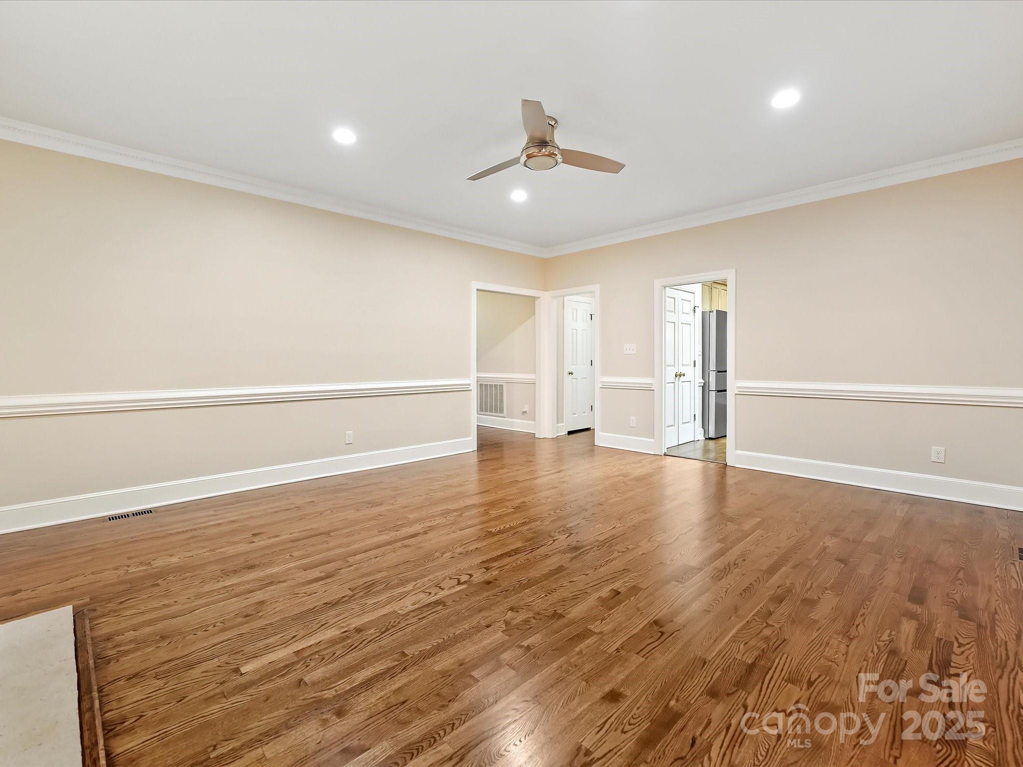 Linden Oaks - Residential