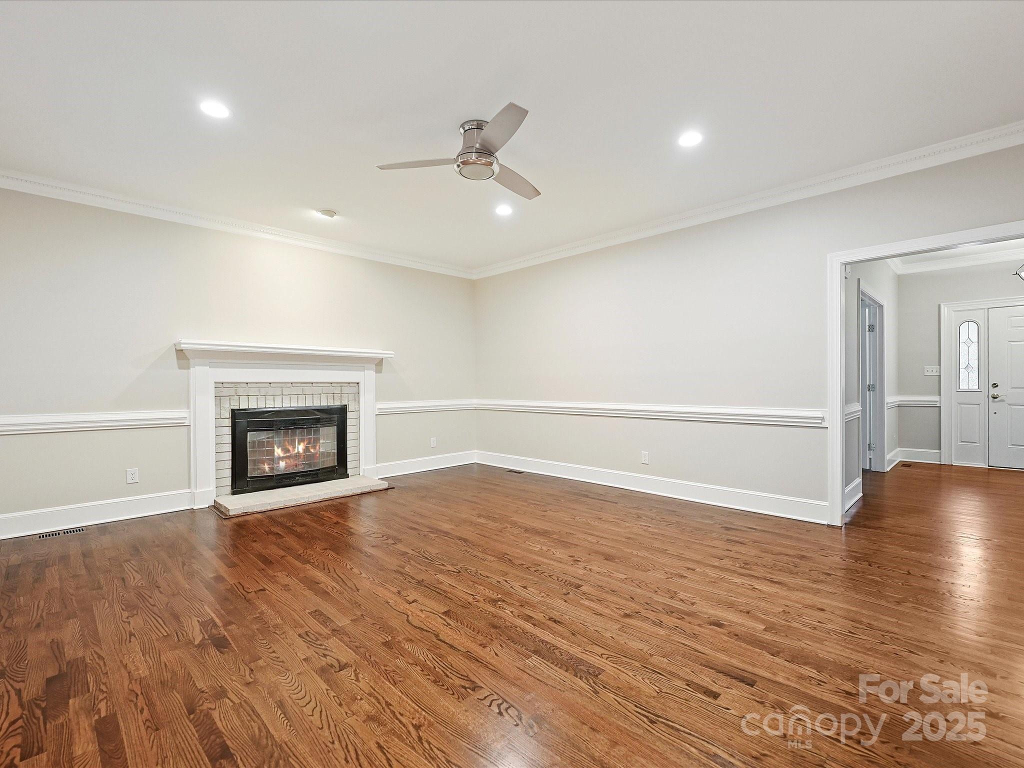 Linden Oaks - Residential