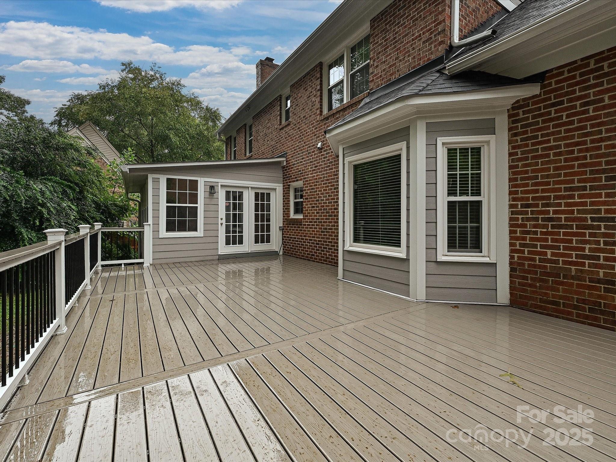 Linden Oaks - Residential