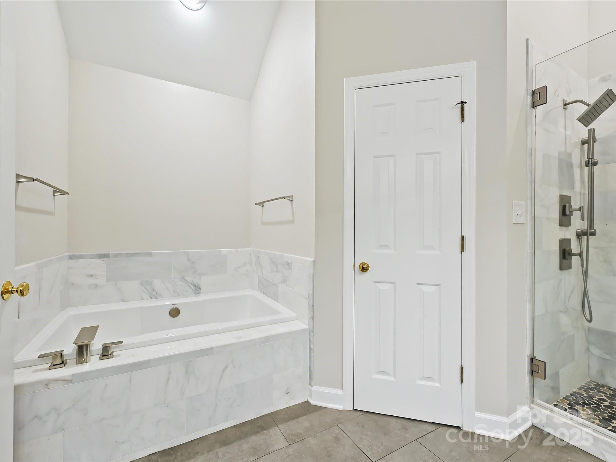 Linden Oaks - Residential