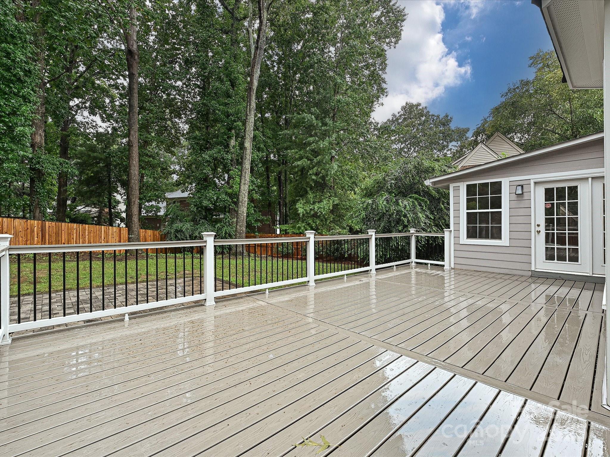 Linden Oaks - Residential