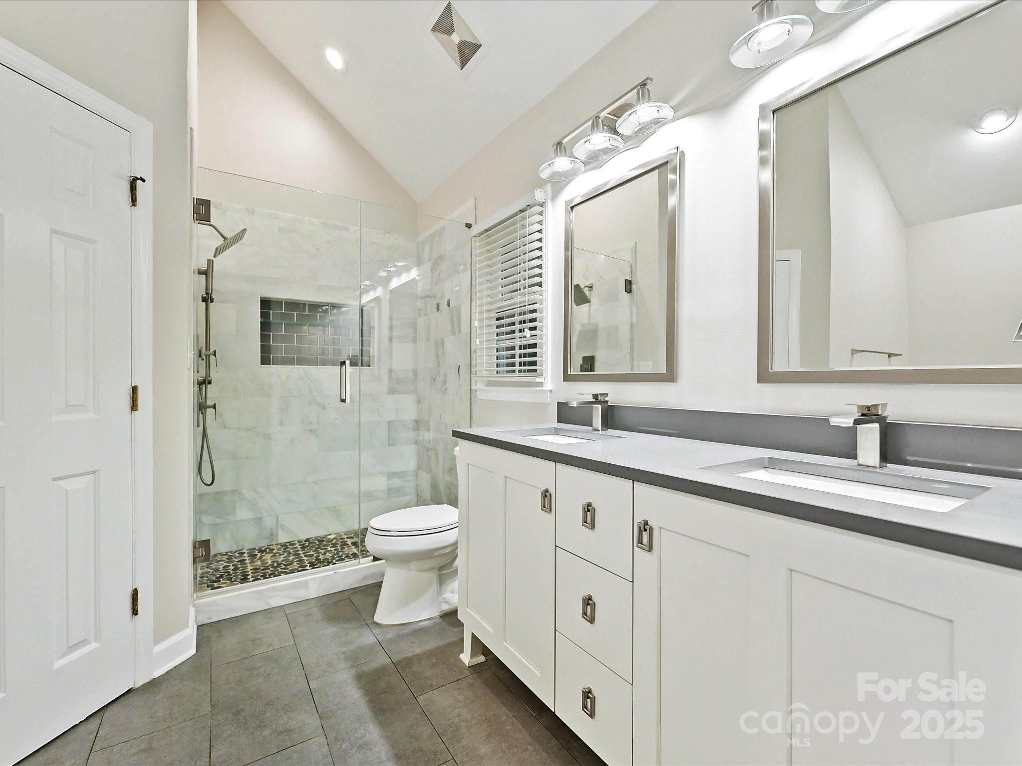 Linden Oaks - Residential