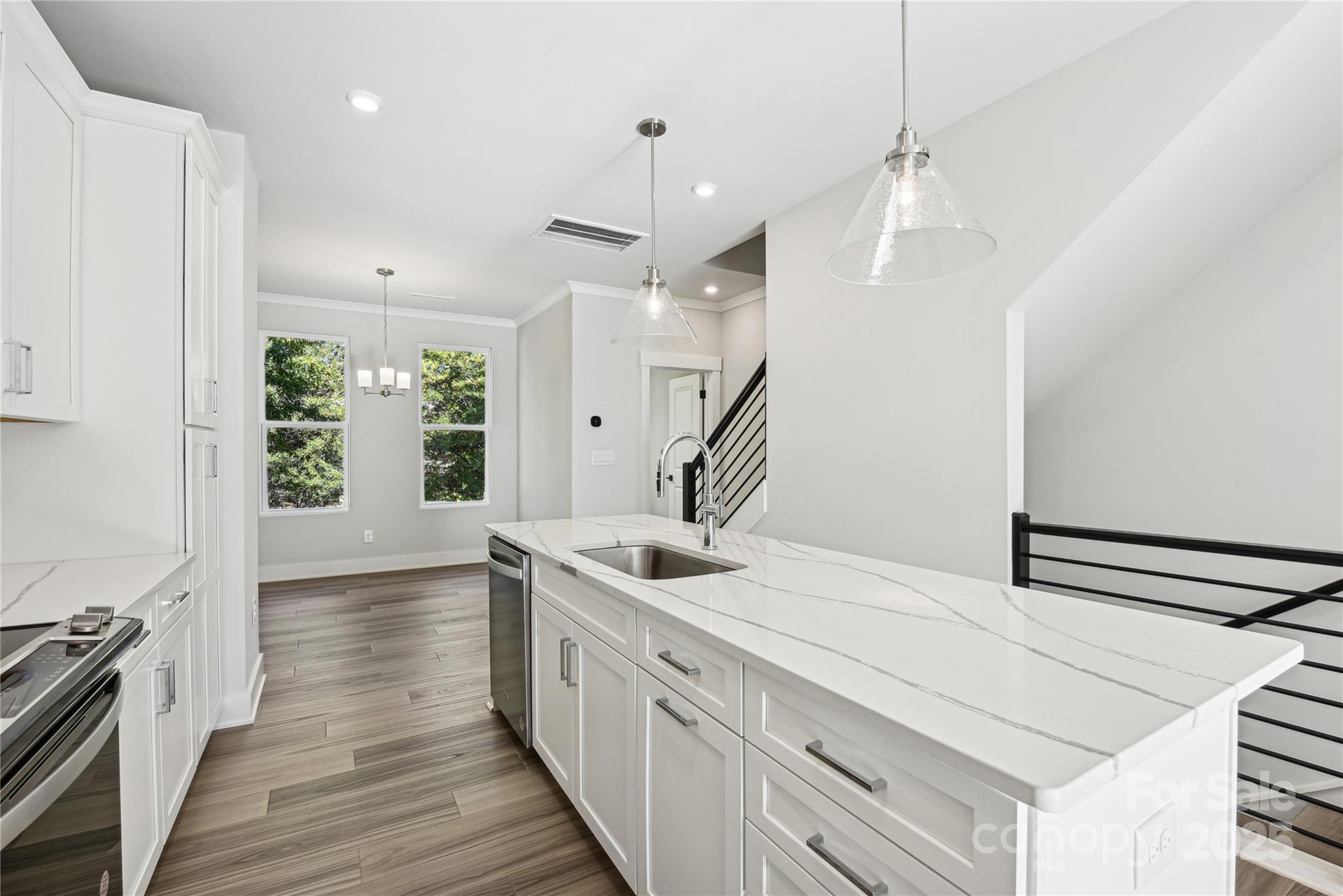 1428 Hamilton Street 13