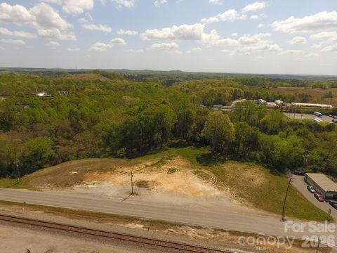 110 MH Camp Highway Grover NC 28073