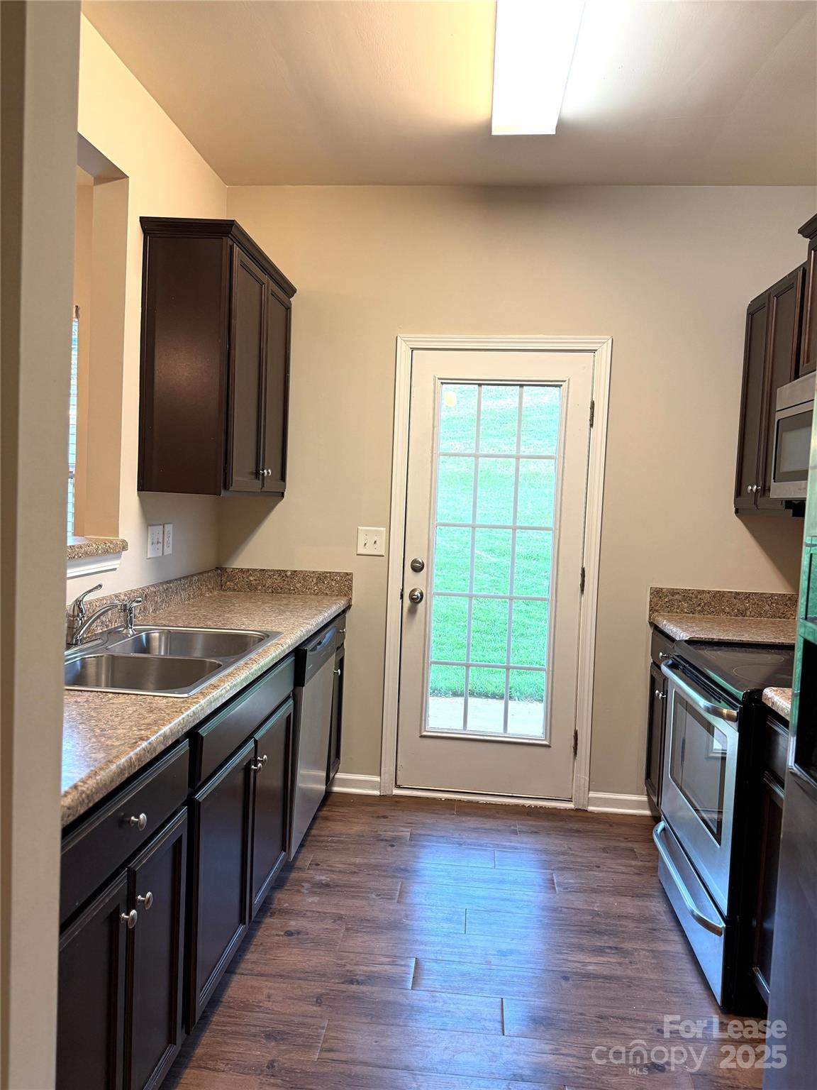 Crossely Village - Residential Lease