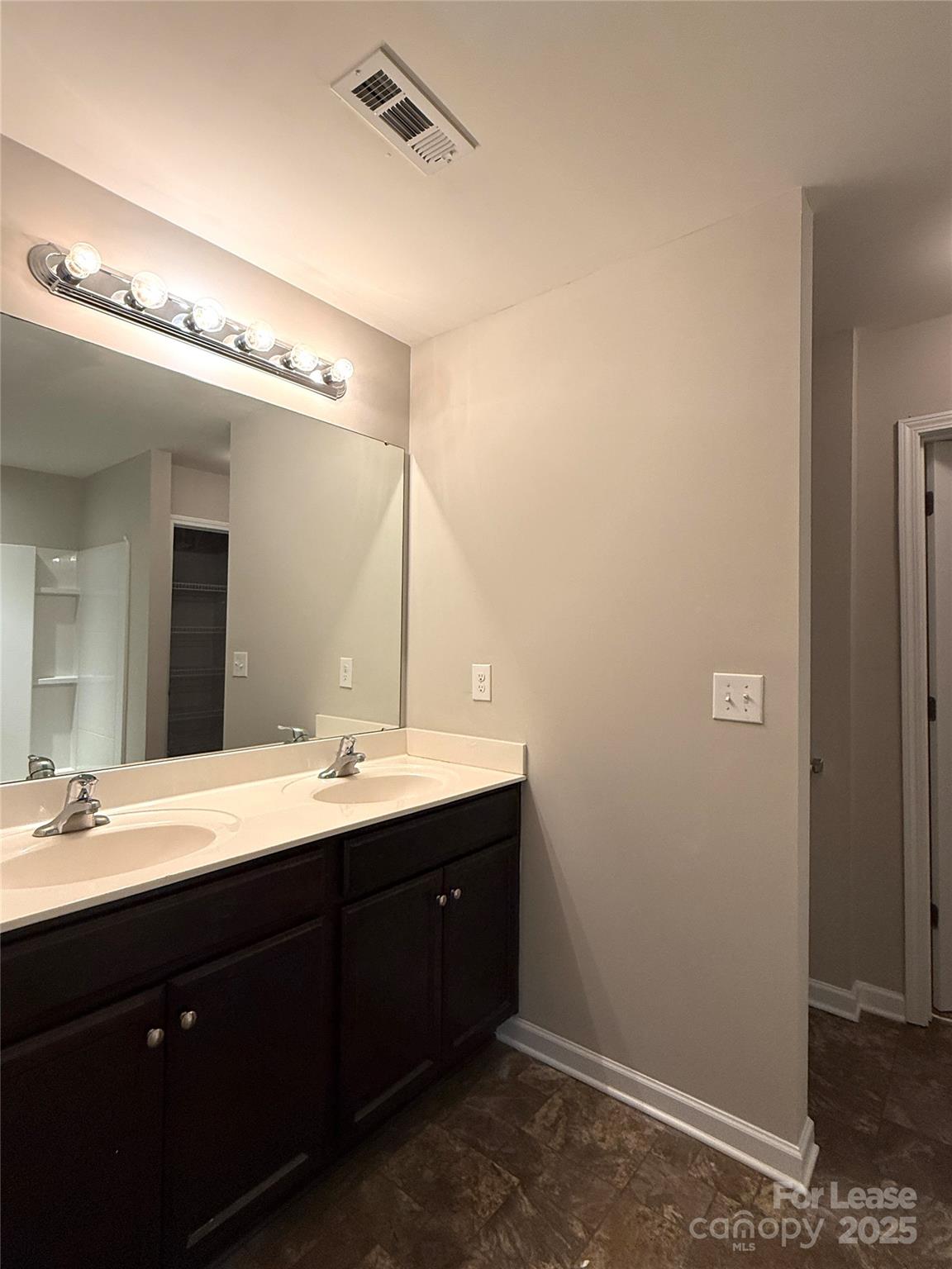 Crossely Village - Residential Lease