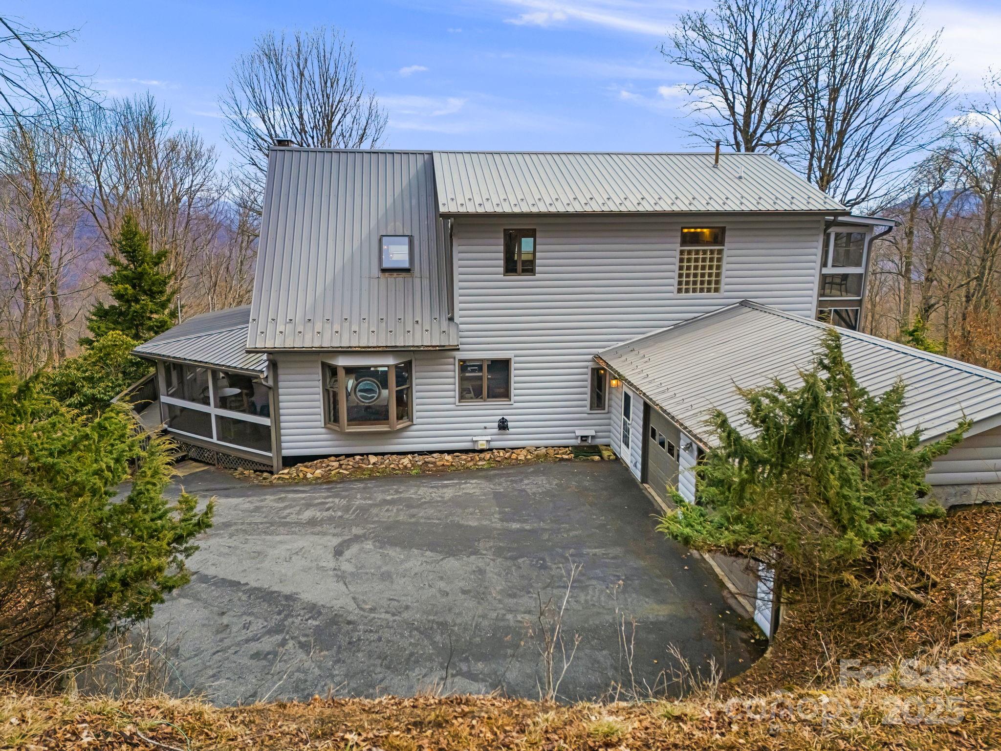 646 Overlook Drive