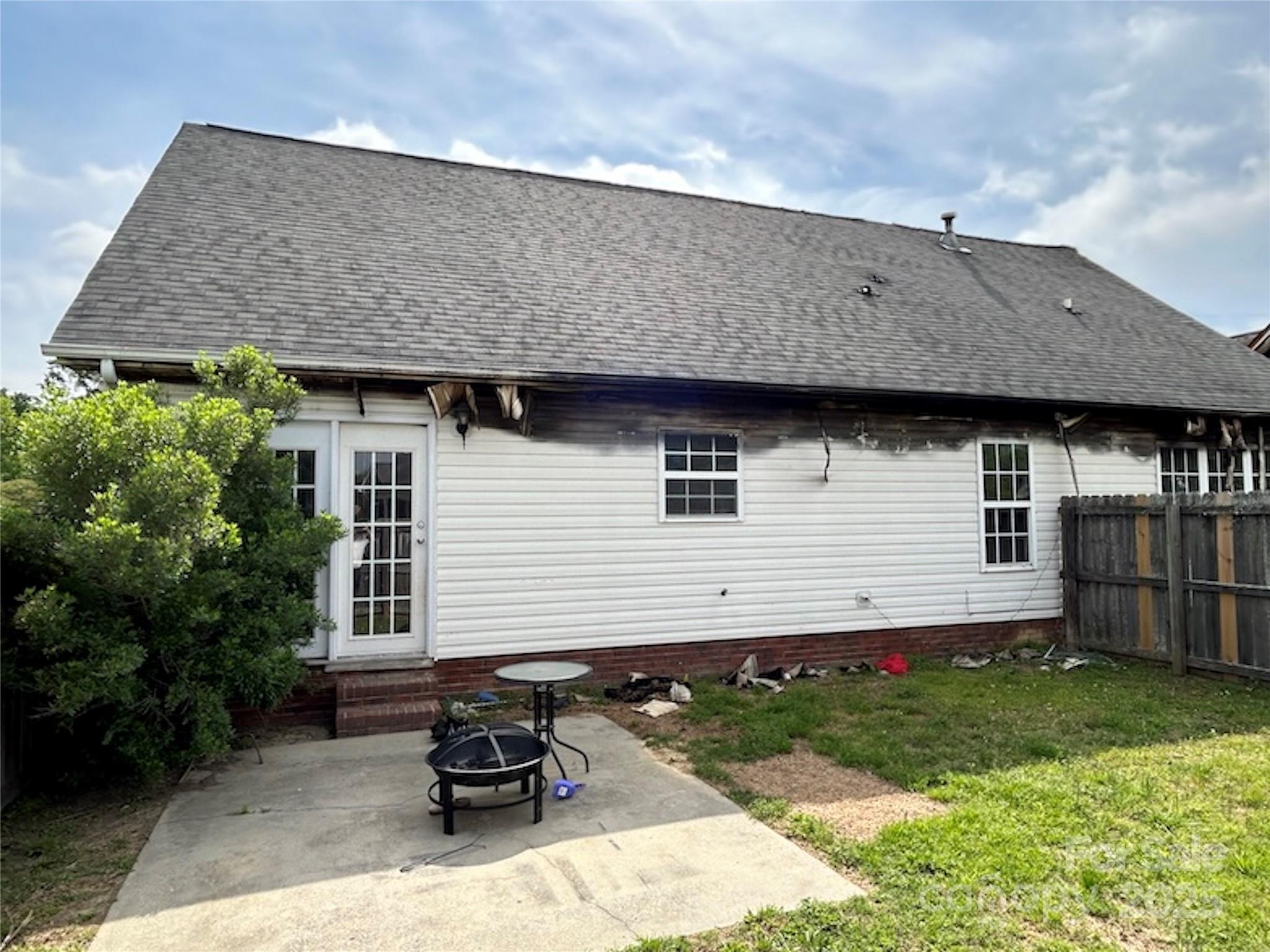 3205 Creek Trail Road