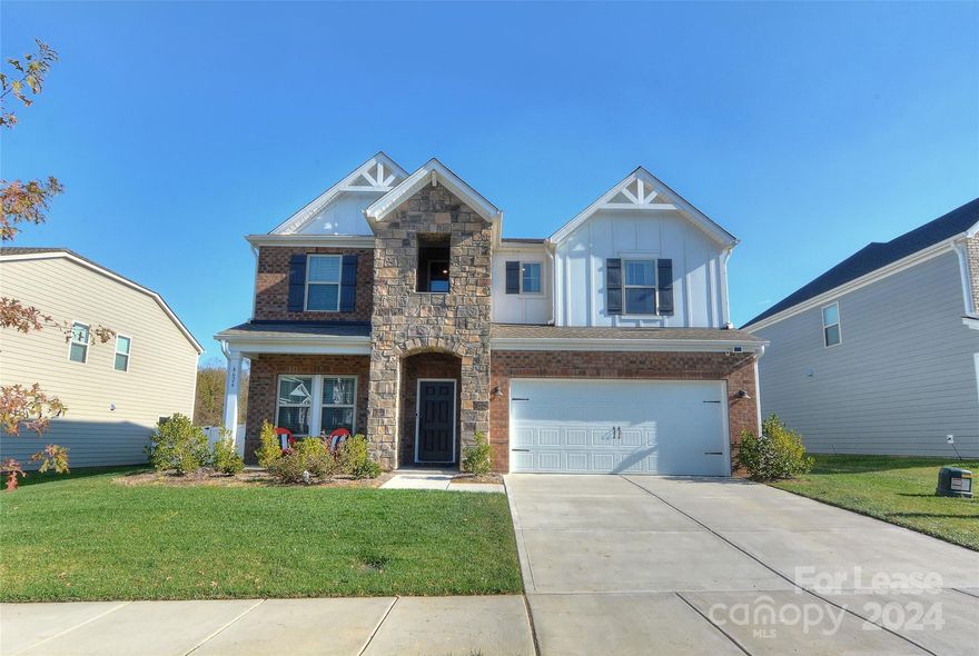 Beautiful 5-bedroom home in Kellswater Bridge.  Open floorplan with spacious kitchen that features a large island with stainless steel appliances and walk in pantry.  Formal dining room or perfect space for an office.  Primary suite features an oversized walk-in closet with organizers.  Laundry room is also oversized and conveniently located upstairs.  Loft area is great for game nights.  Community features resort style pool, clubhouse, tennis courts, playground, fitness center and much more.