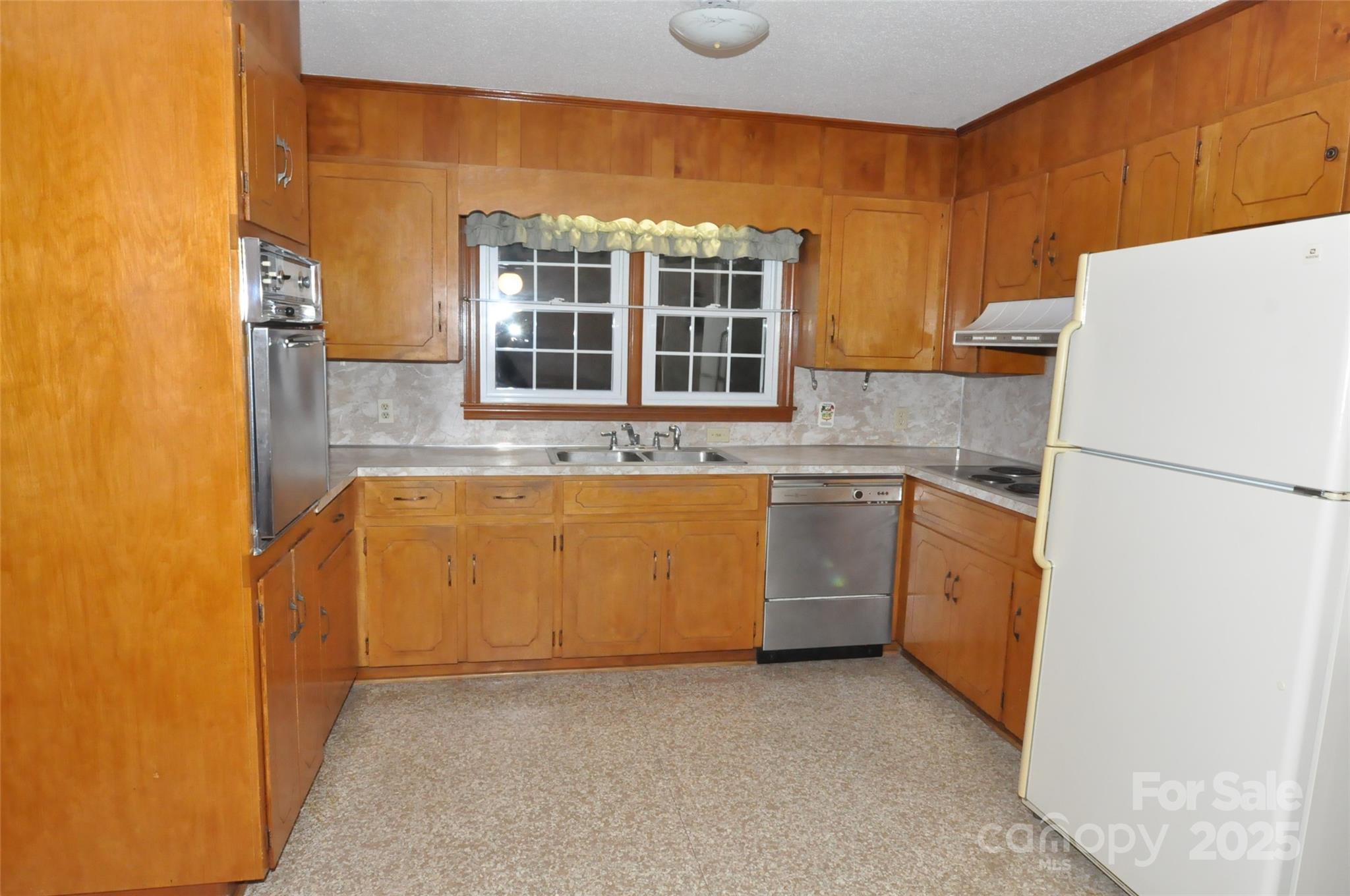 Hill Top Acres - Residential