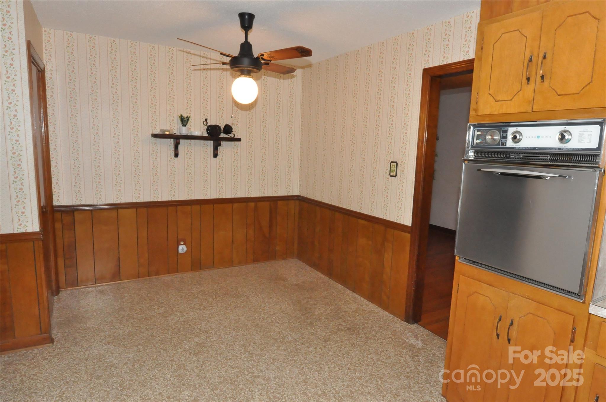 Hill Top Acres - Residential