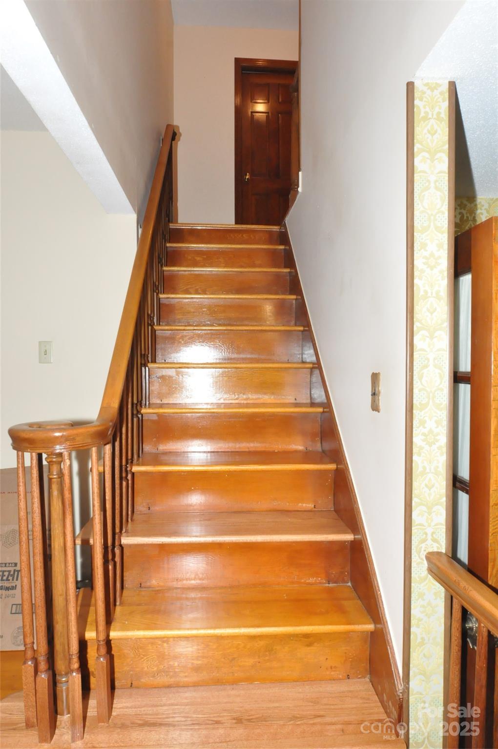 Hill Top Acres - Residential