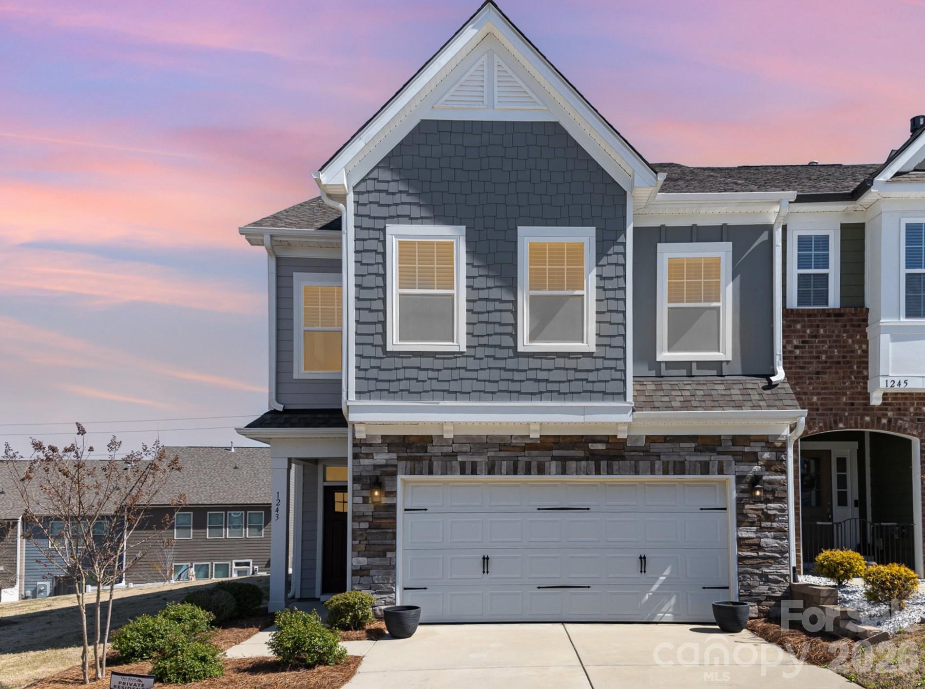 Paddlers Cove - Residential