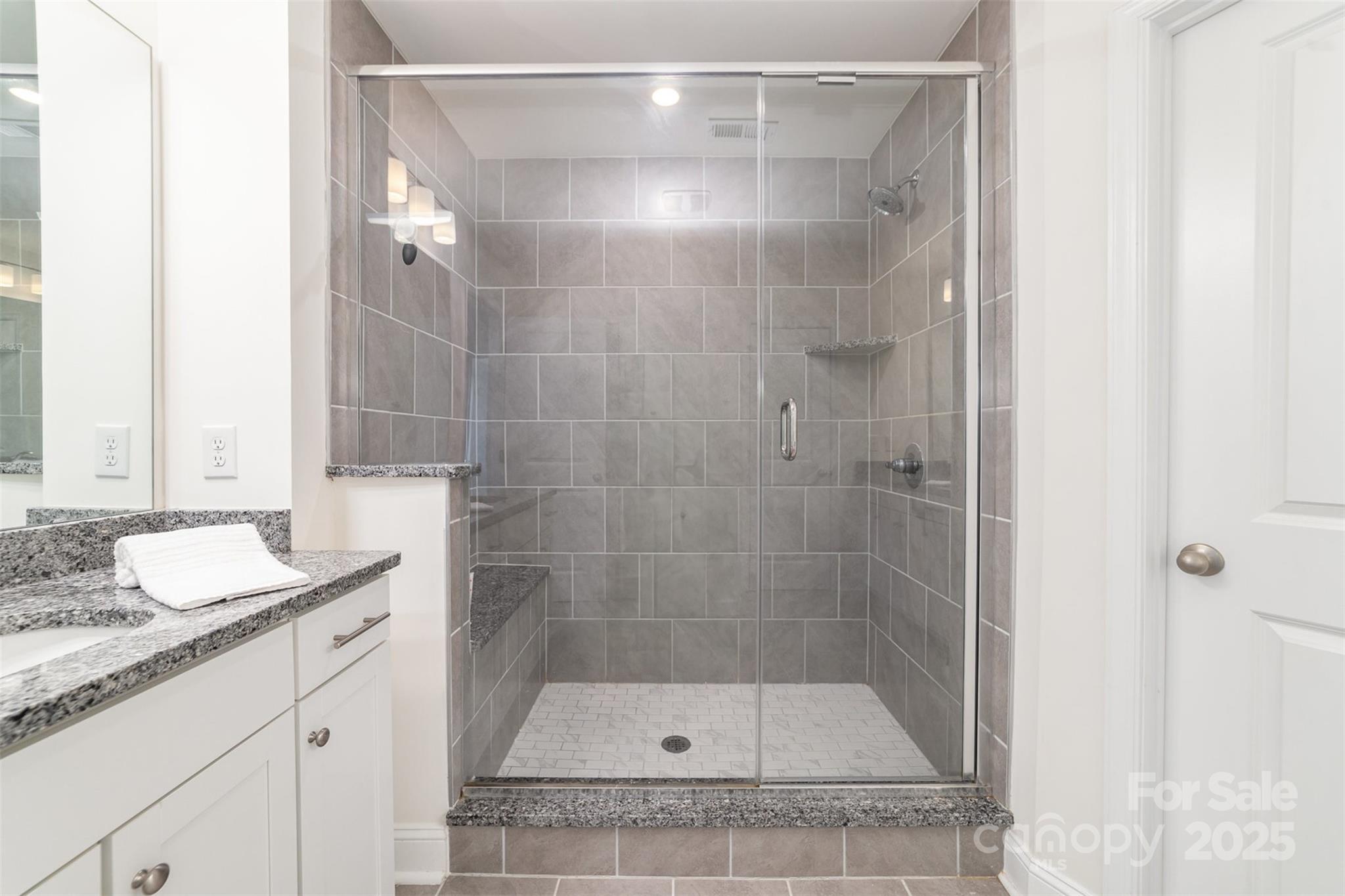 Paddlers Cove - Residential