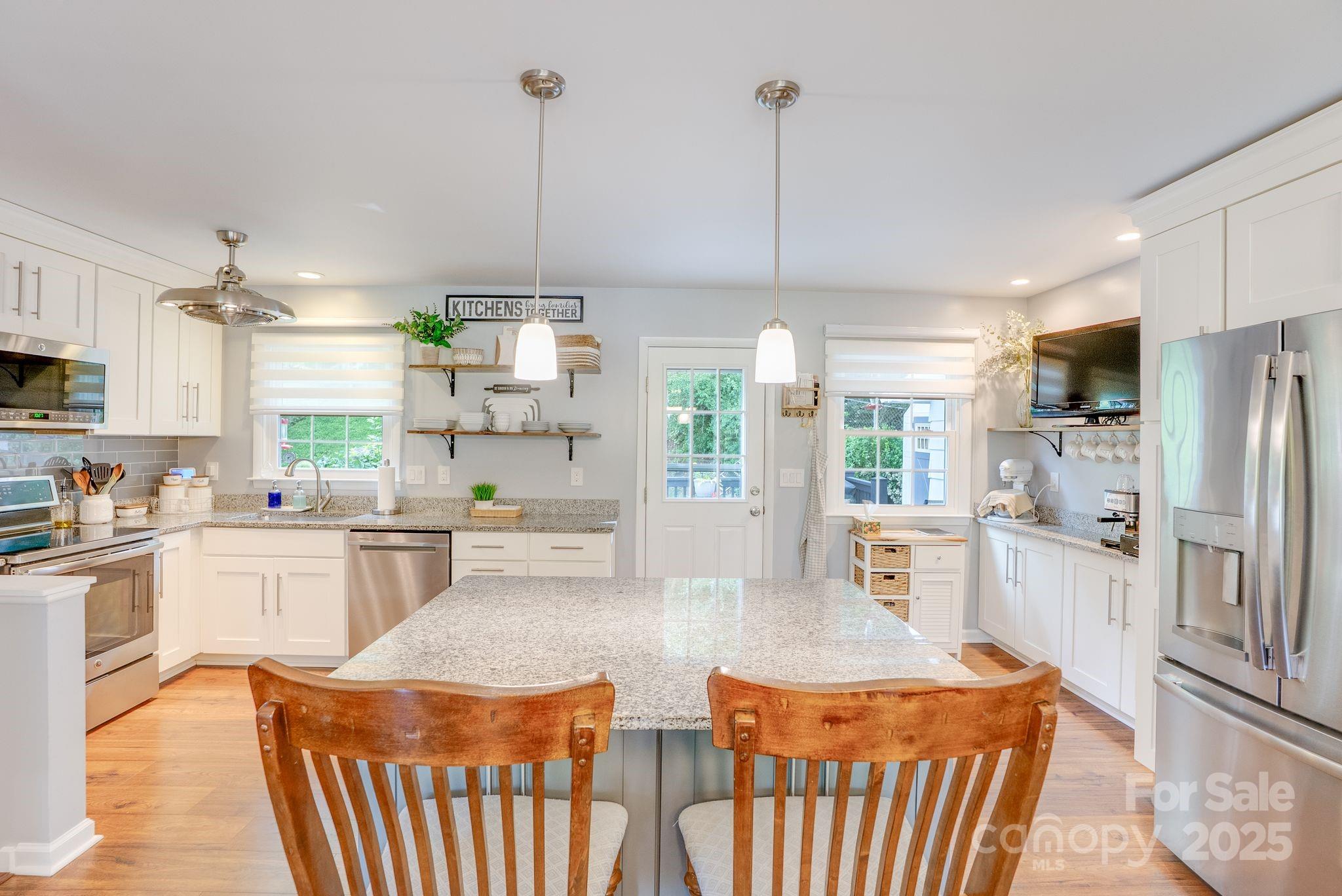 17 Lynwood Circle