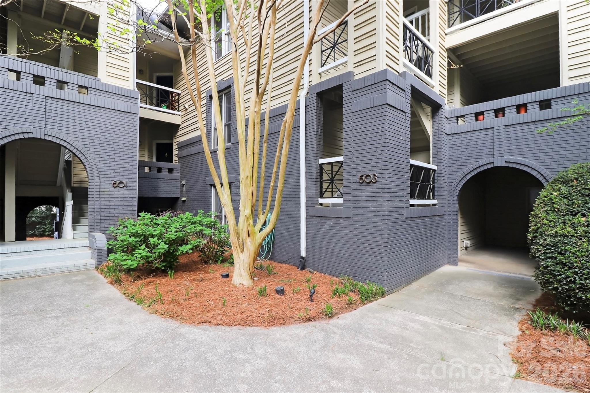 Myers Park - Residential