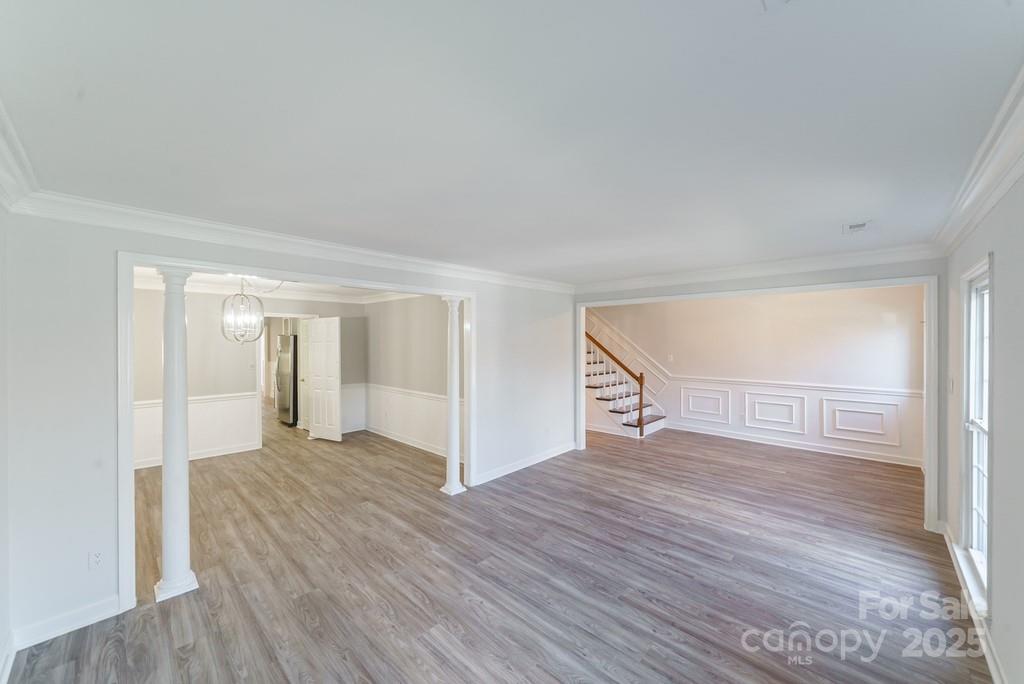 4351 Woodglen Lane