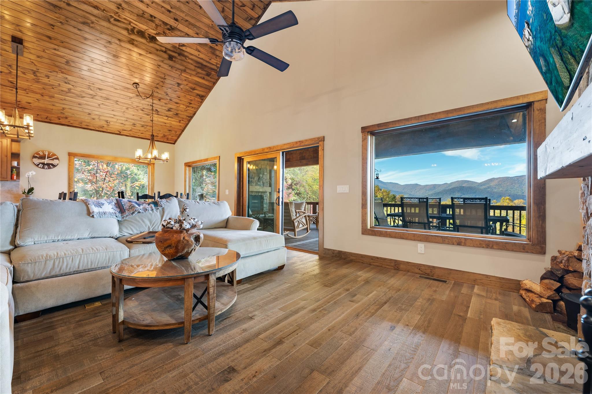 Sanctuary Cove - Residential