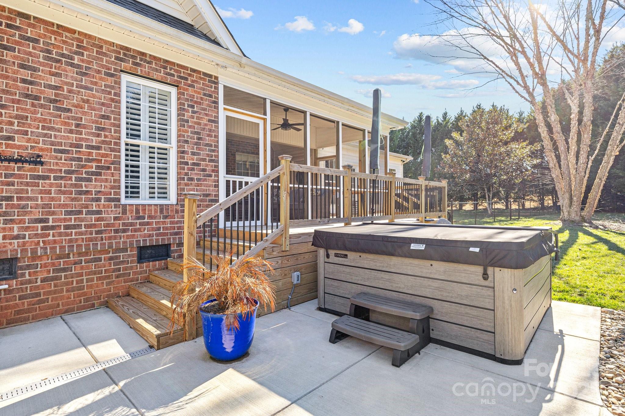 Patriots Crossing - Residential