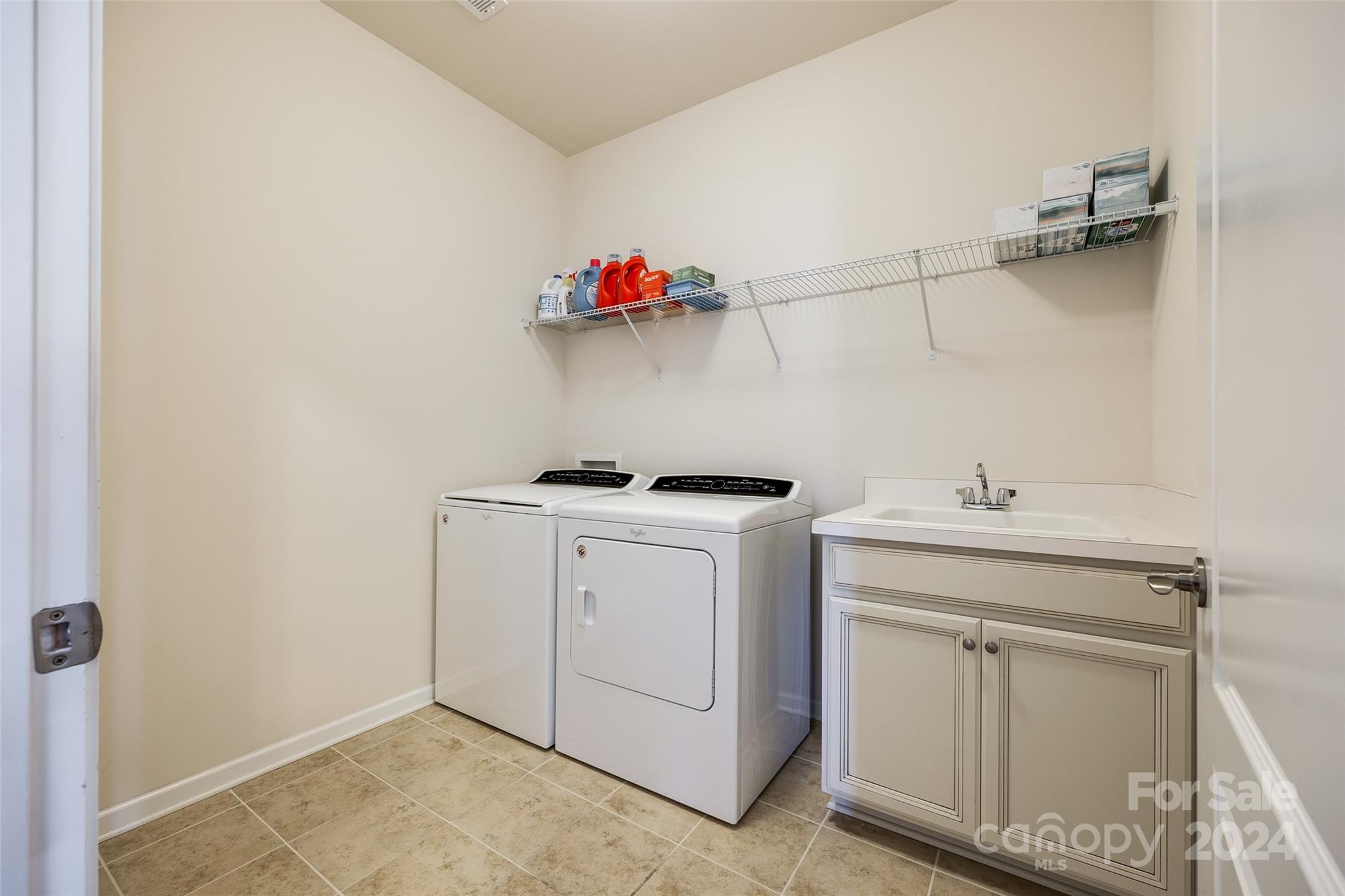 Summerhouse at Paddlers Cove - Residential