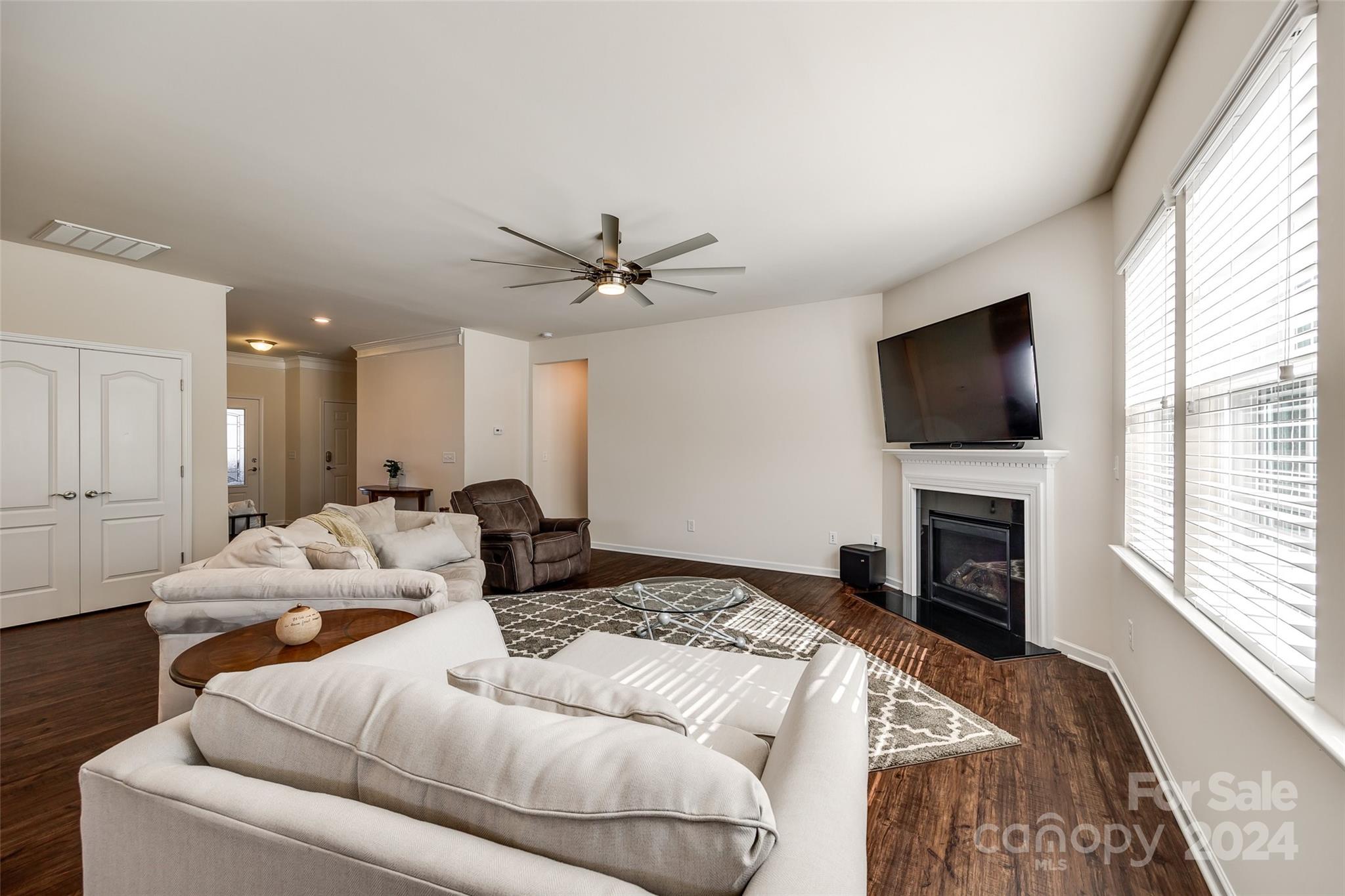 Summerhouse at Paddlers Cove - Residential