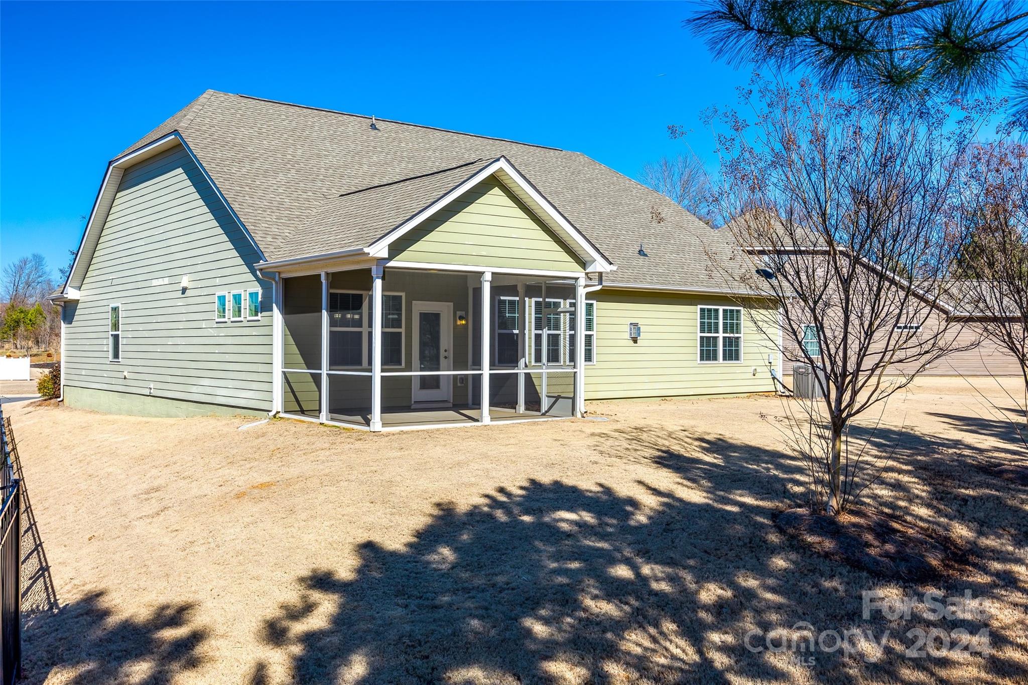 Summerhouse at Paddlers Cove - Residential
