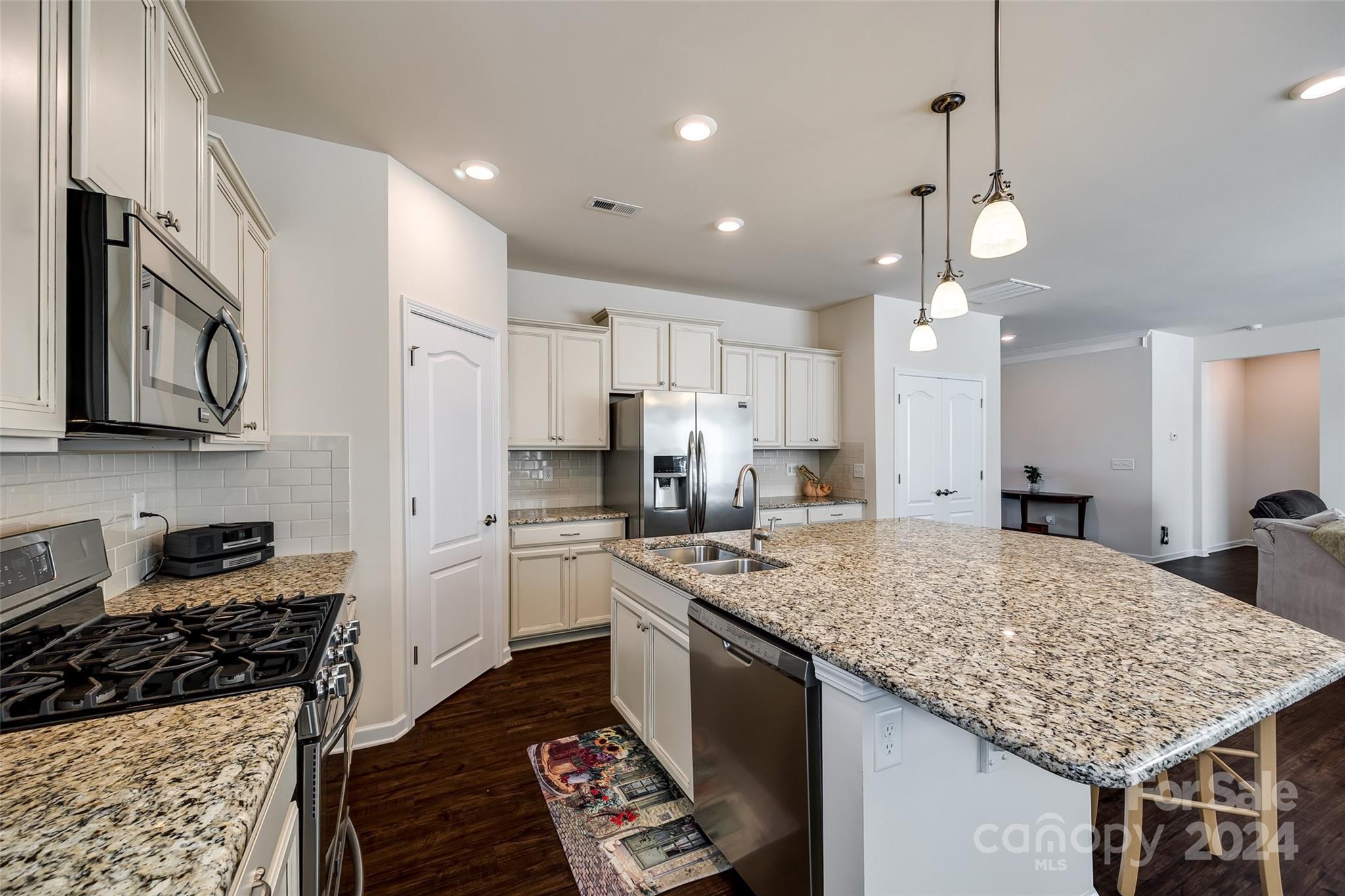 Summerhouse at Paddlers Cove - Residential