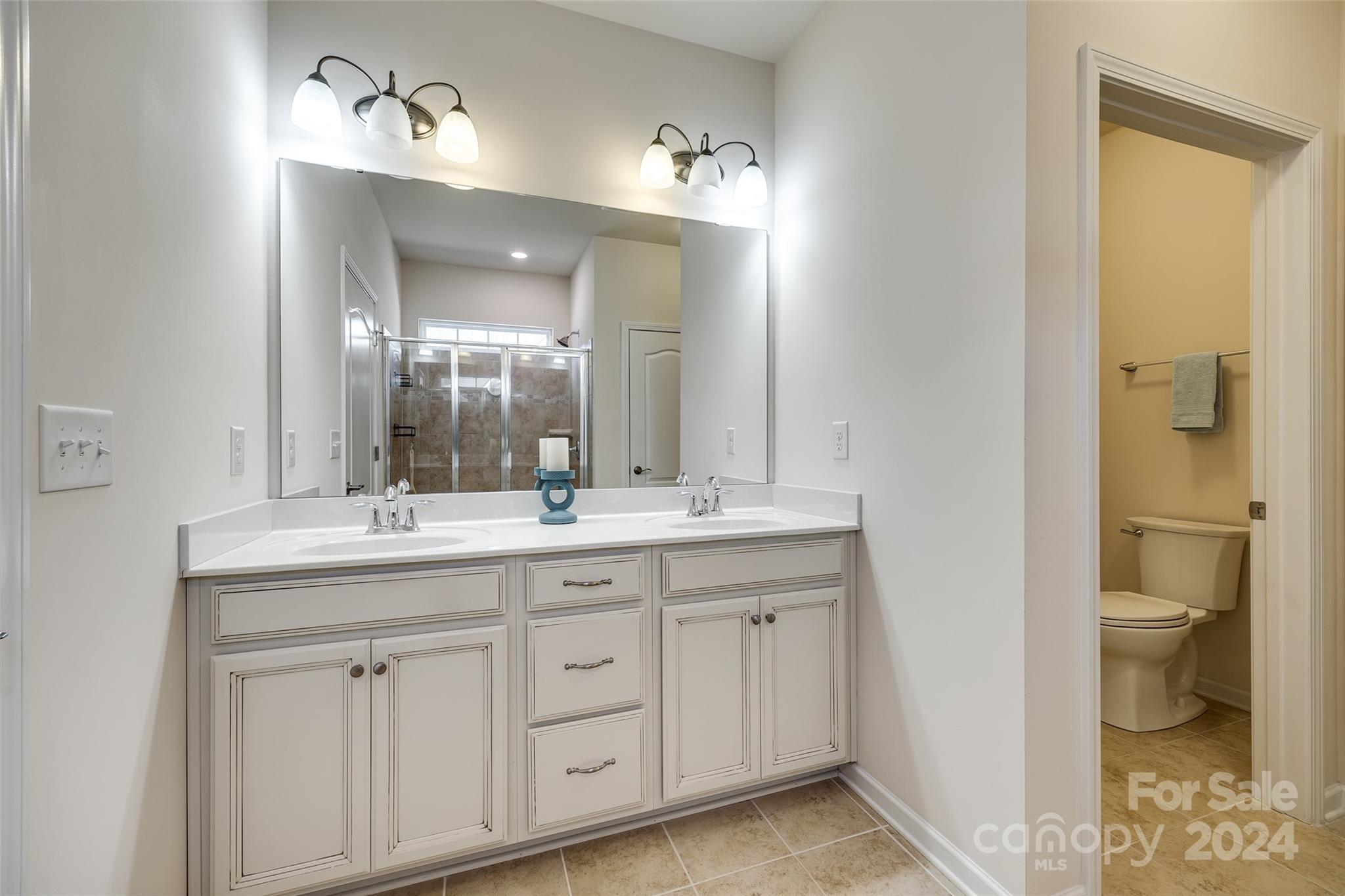 Summerhouse at Paddlers Cove - Residential