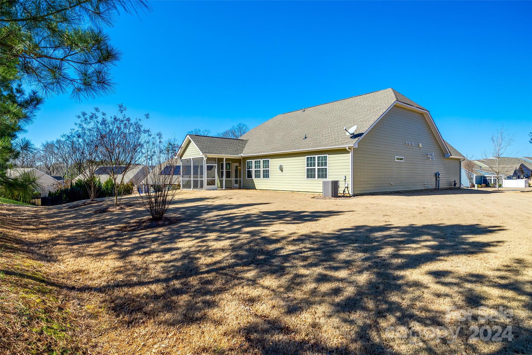 Summerhouse at Paddlers Cove - Residential