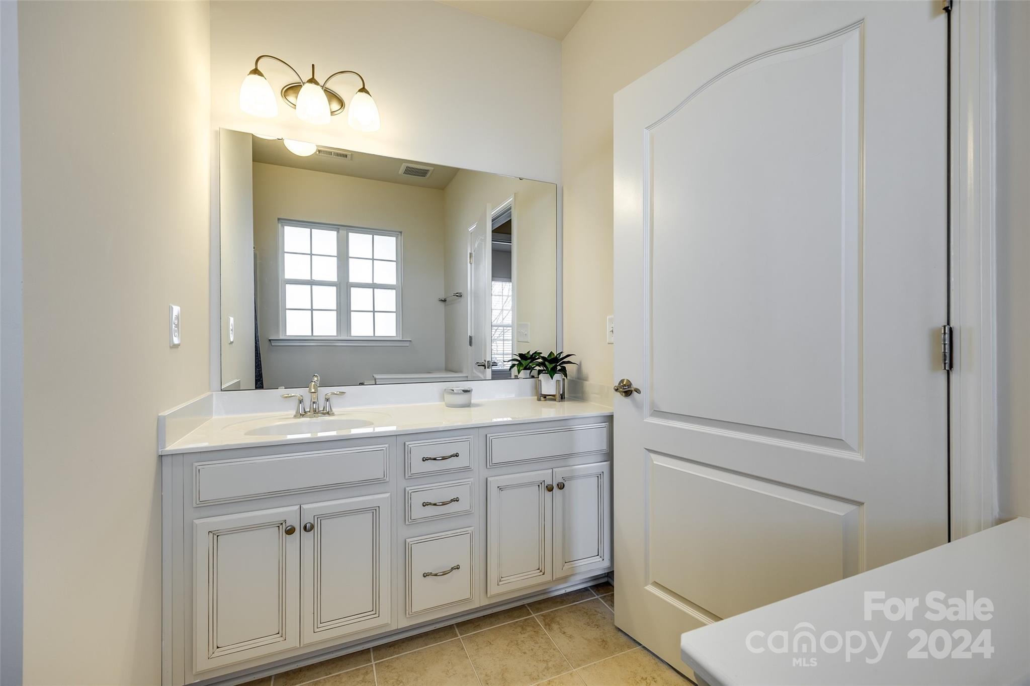 Summerhouse at Paddlers Cove - Residential