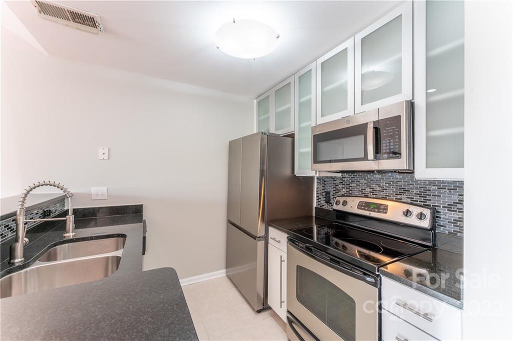 The Fourth Ward Square - Residential